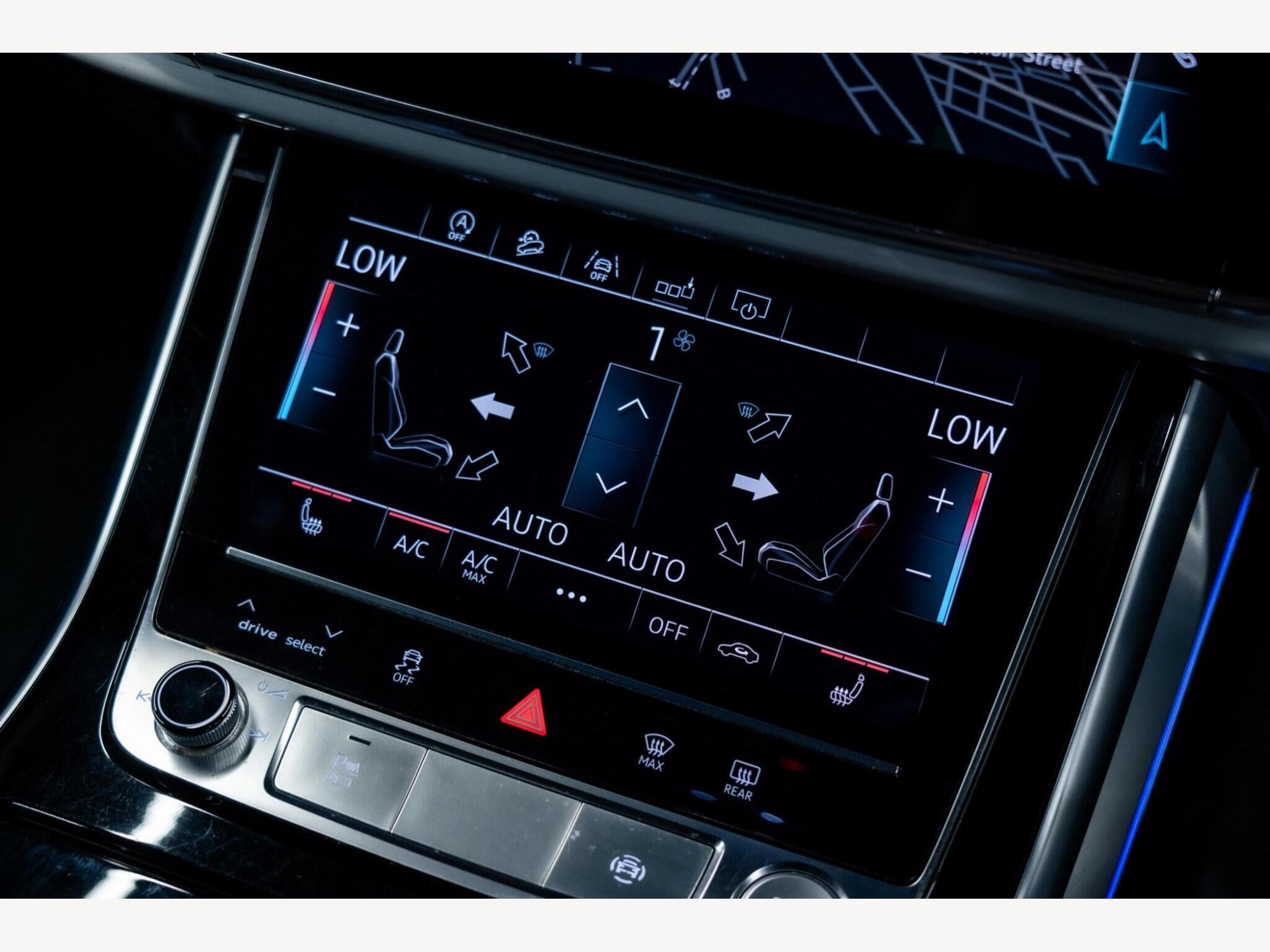 2019 Audi Q8 image 41