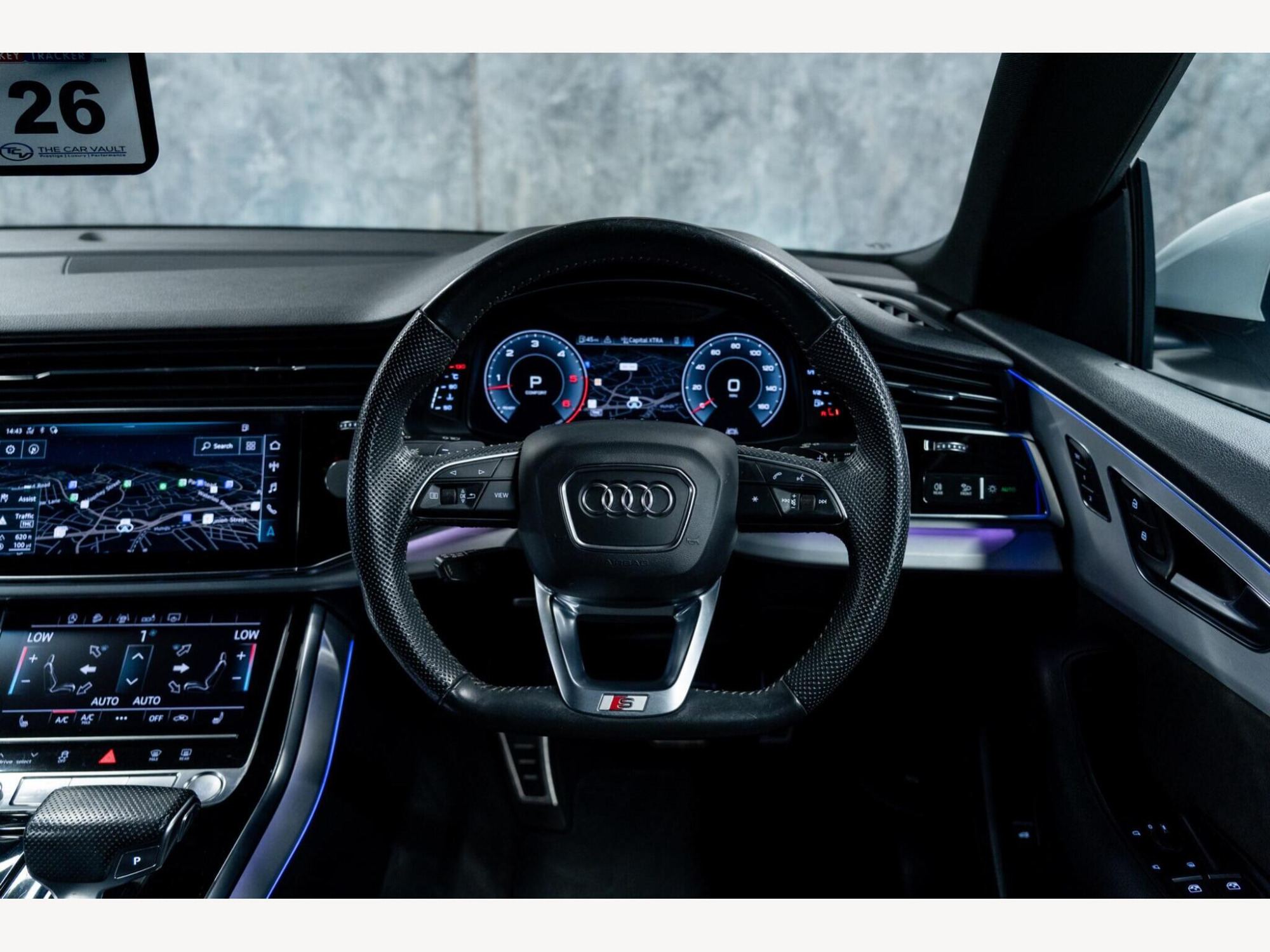 2019 Audi Q8 image 17
