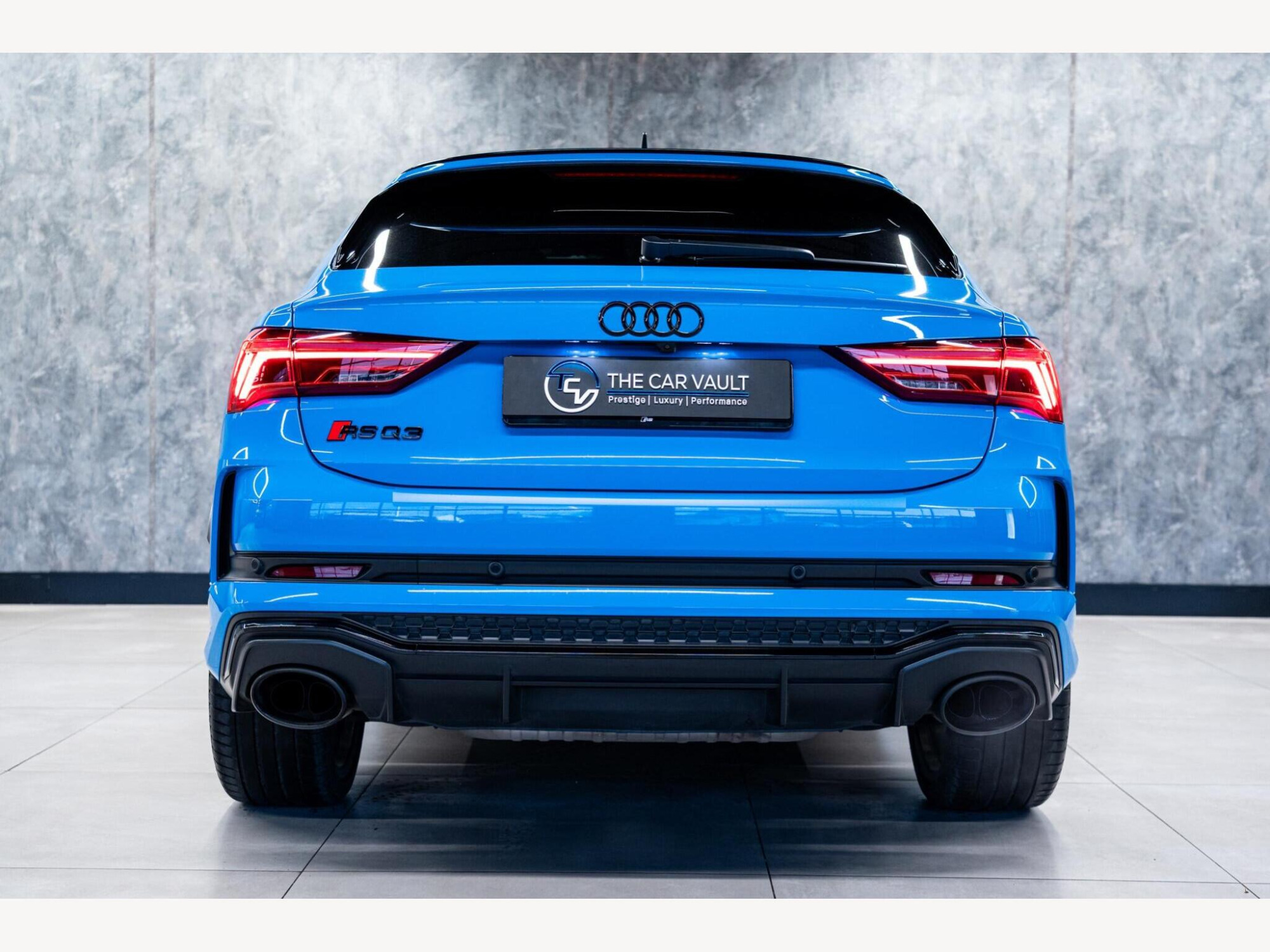 2020 Audi RS Q3 image 3