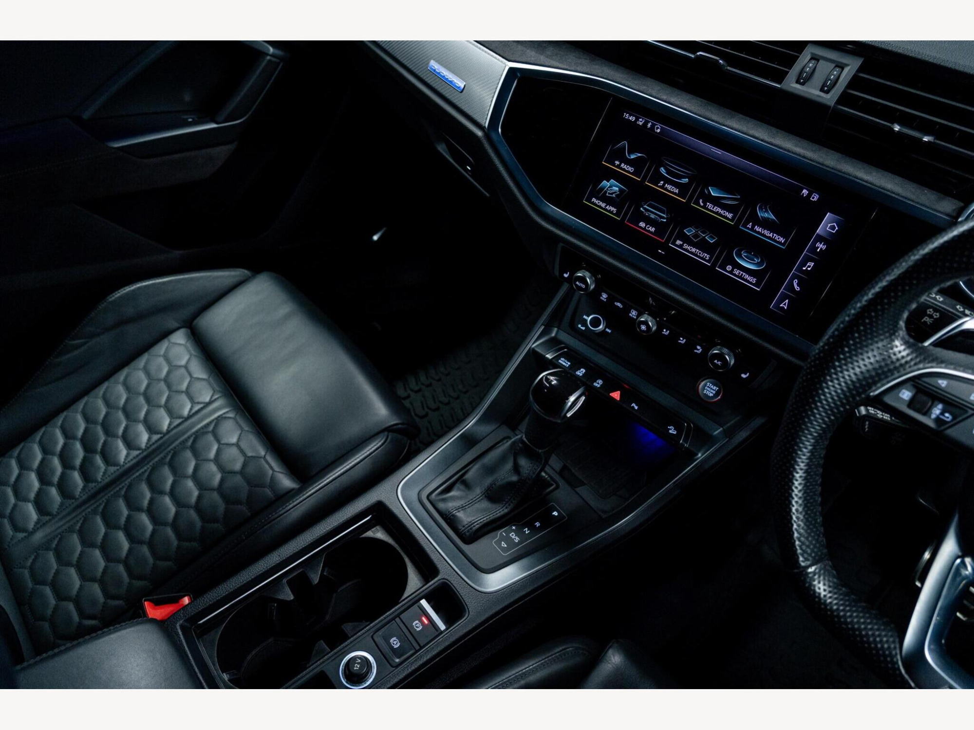 2020 Audi RS Q3 image 33
