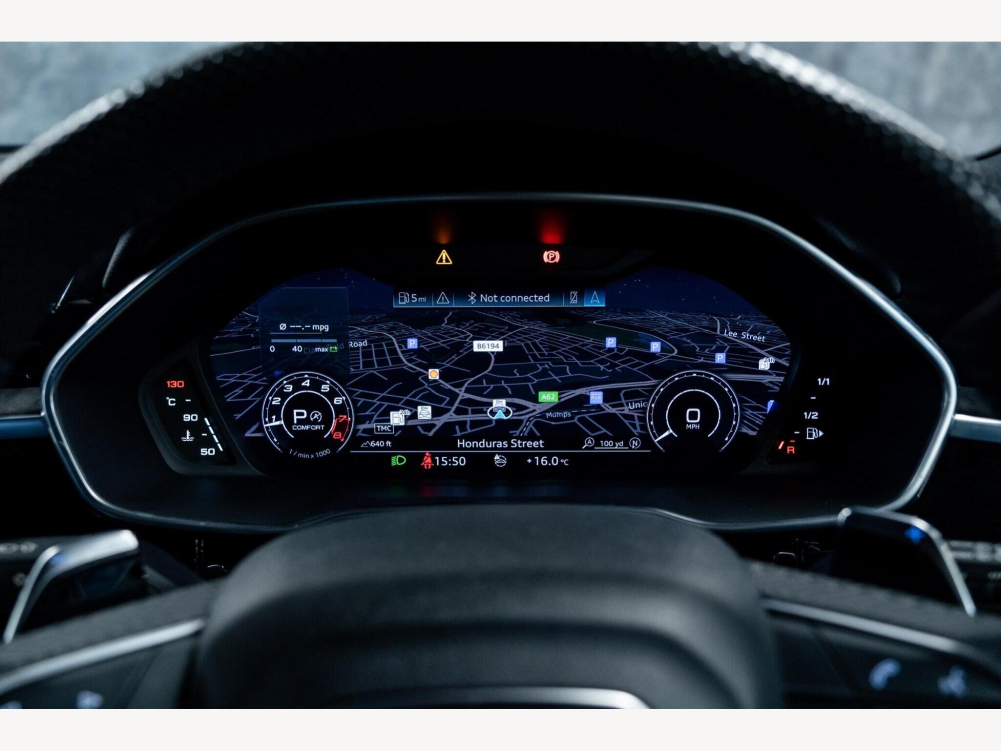 2020 Audi RS Q3 image 2