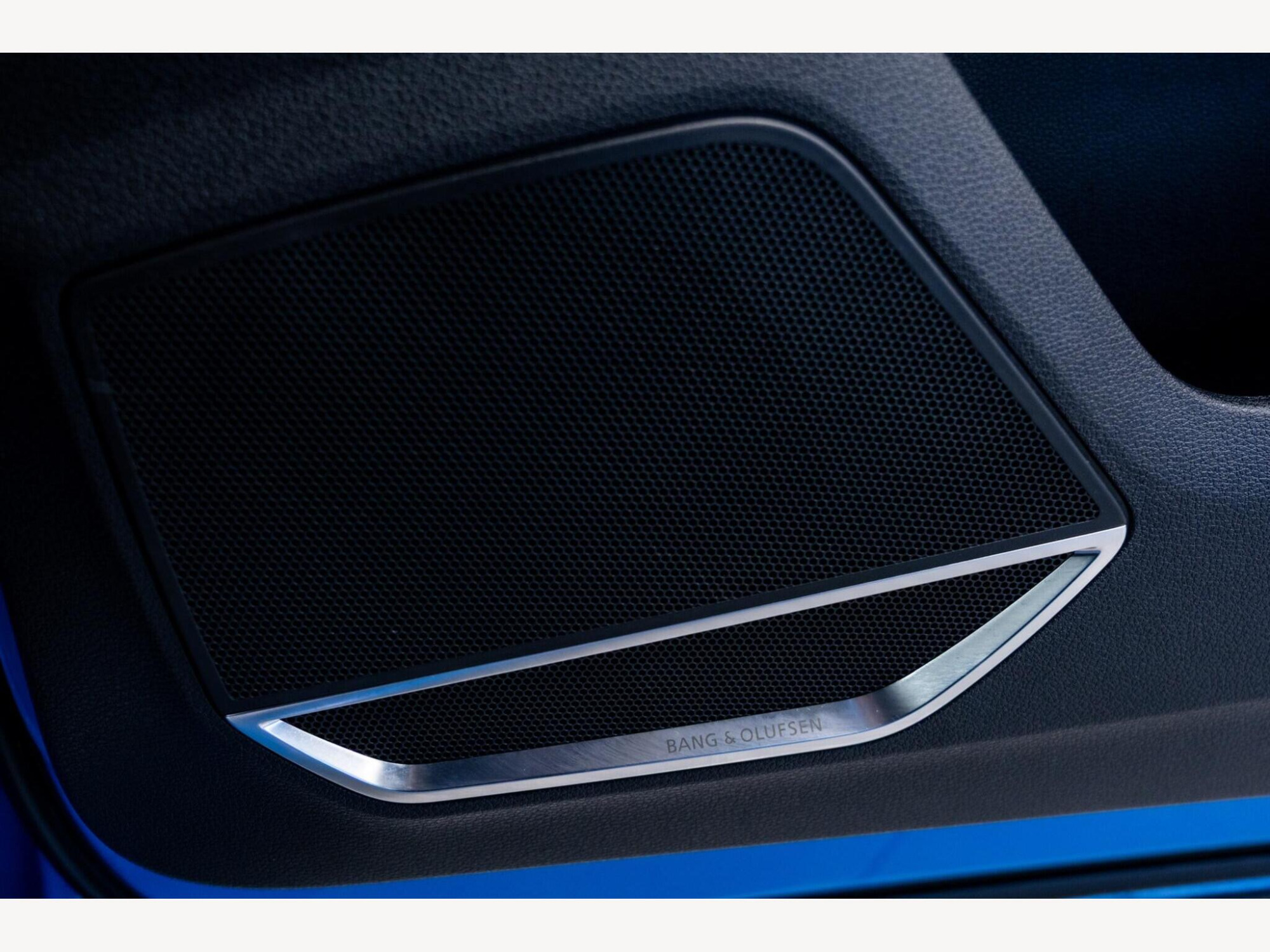 2020 Audi RS Q3 image 36