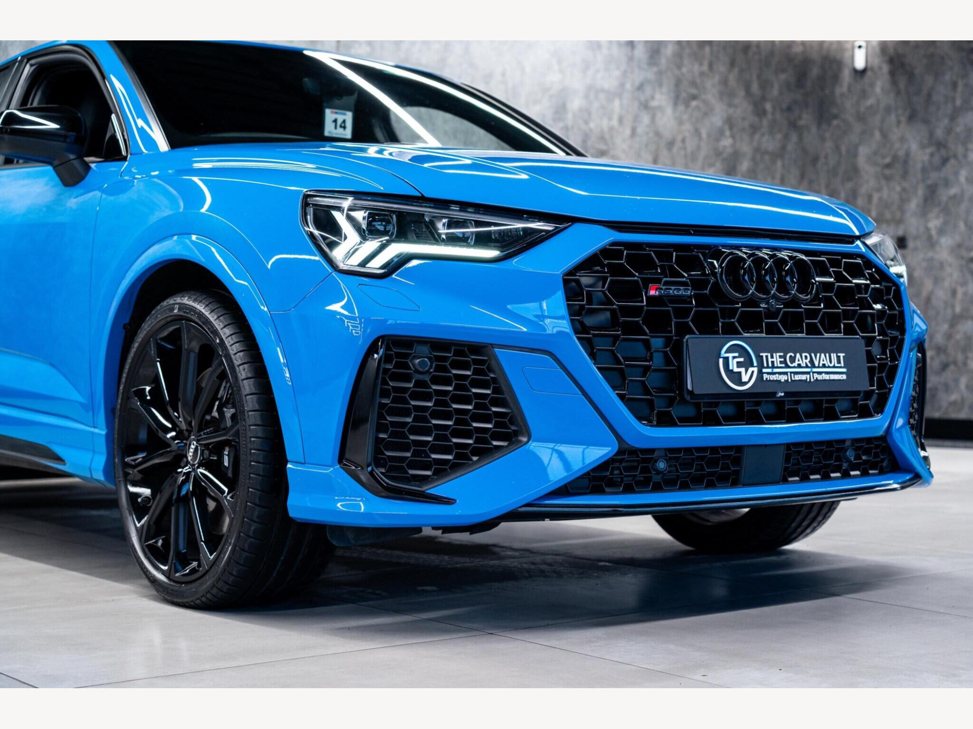 2020 Audi RS Q3 image 9