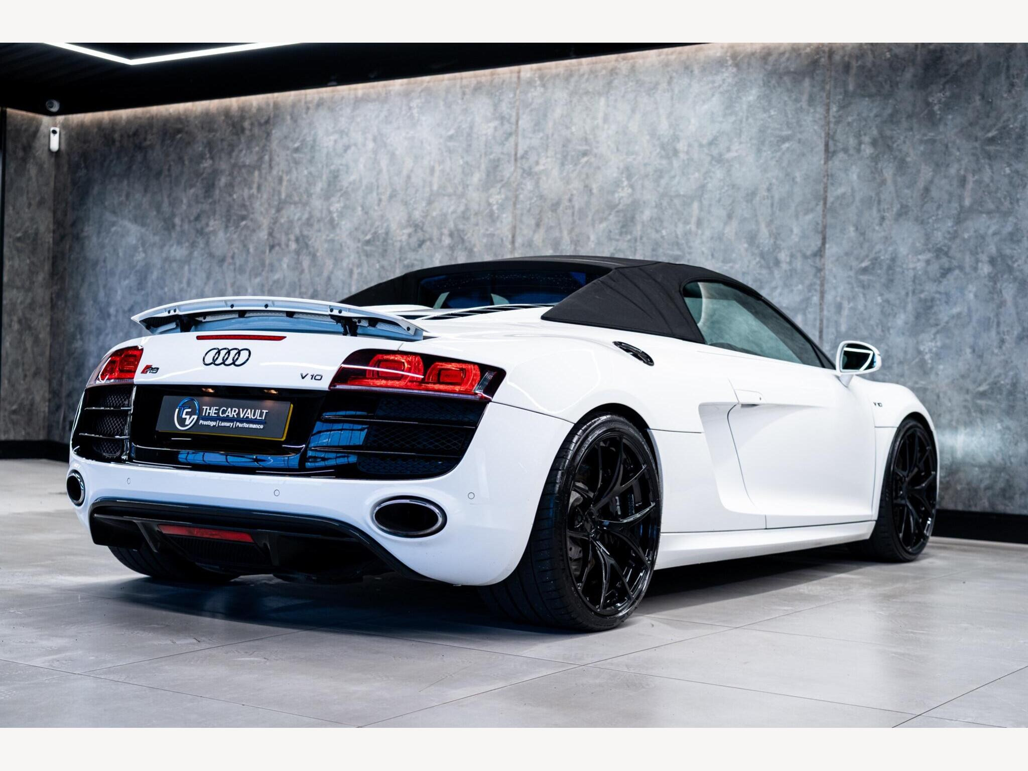 2010 Audi R8 image 3