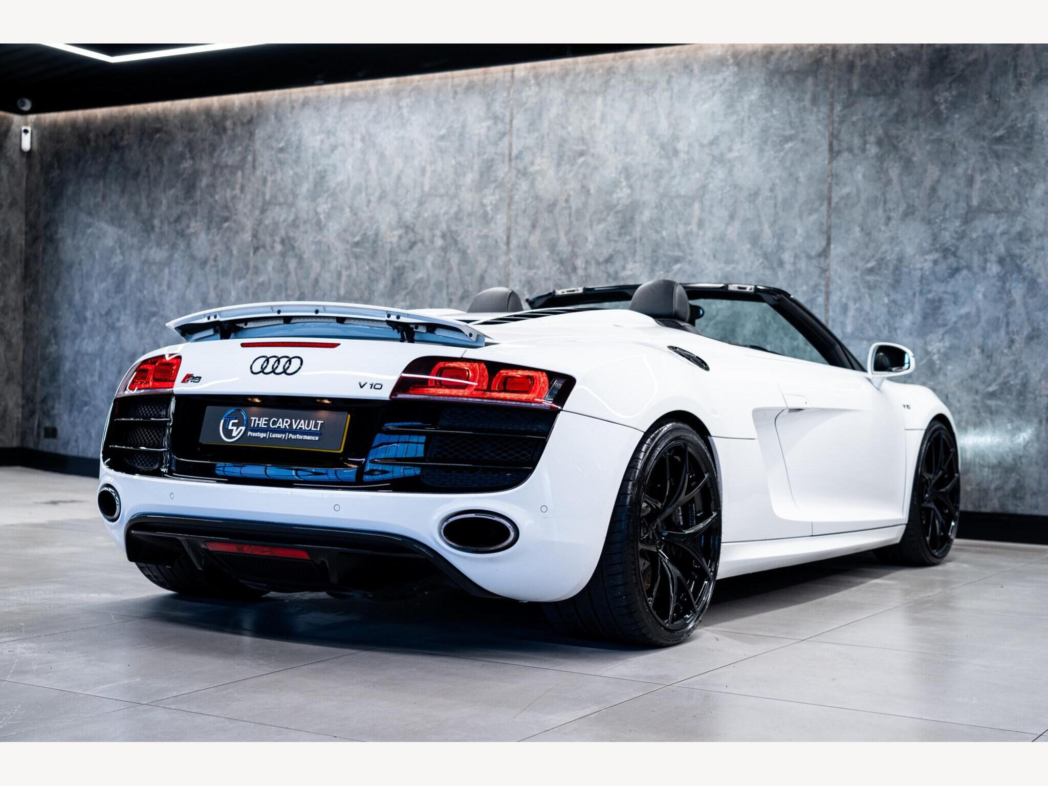 2010 Audi R8 image 8