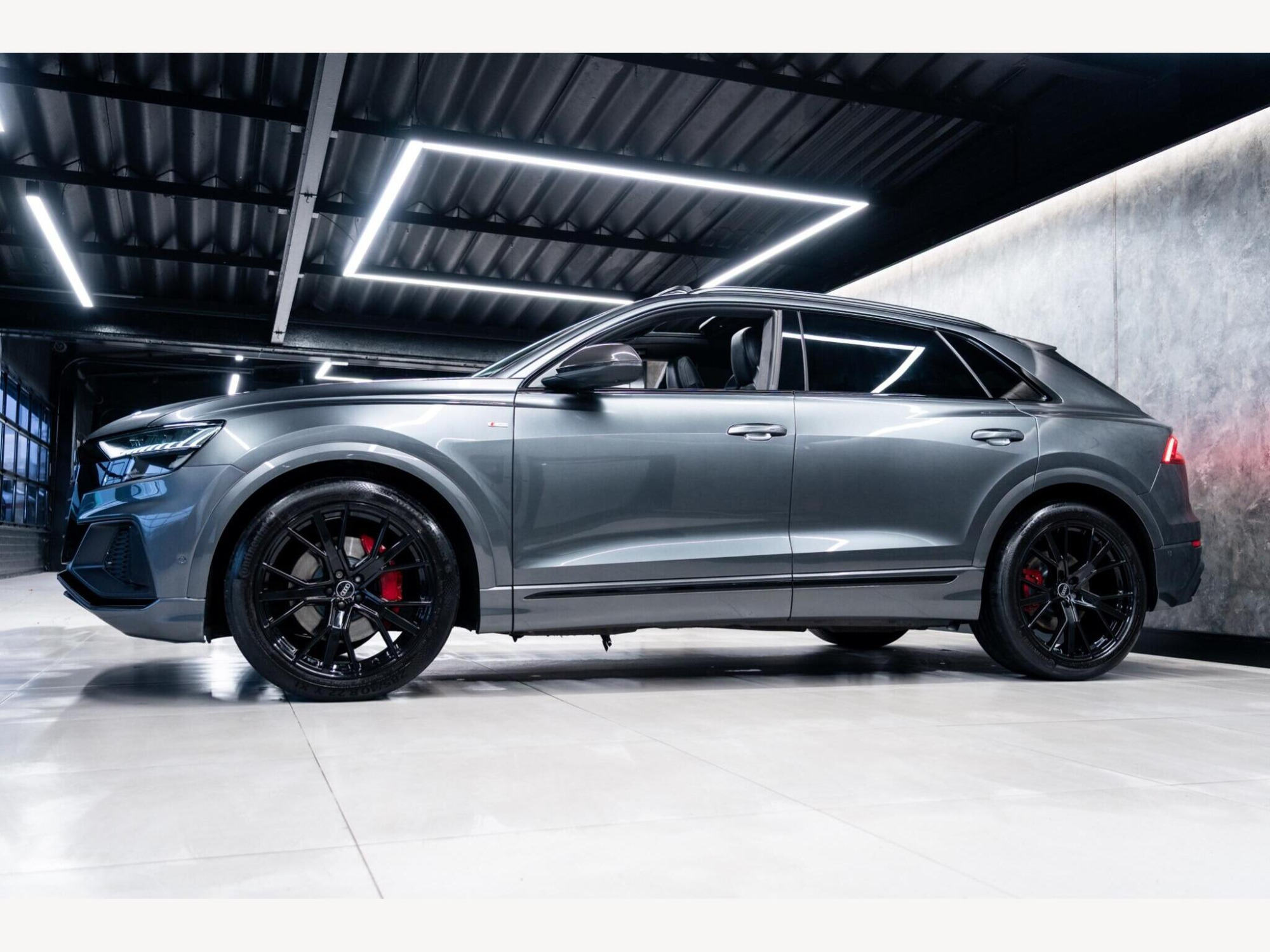 2022 Audi Q8 image 9