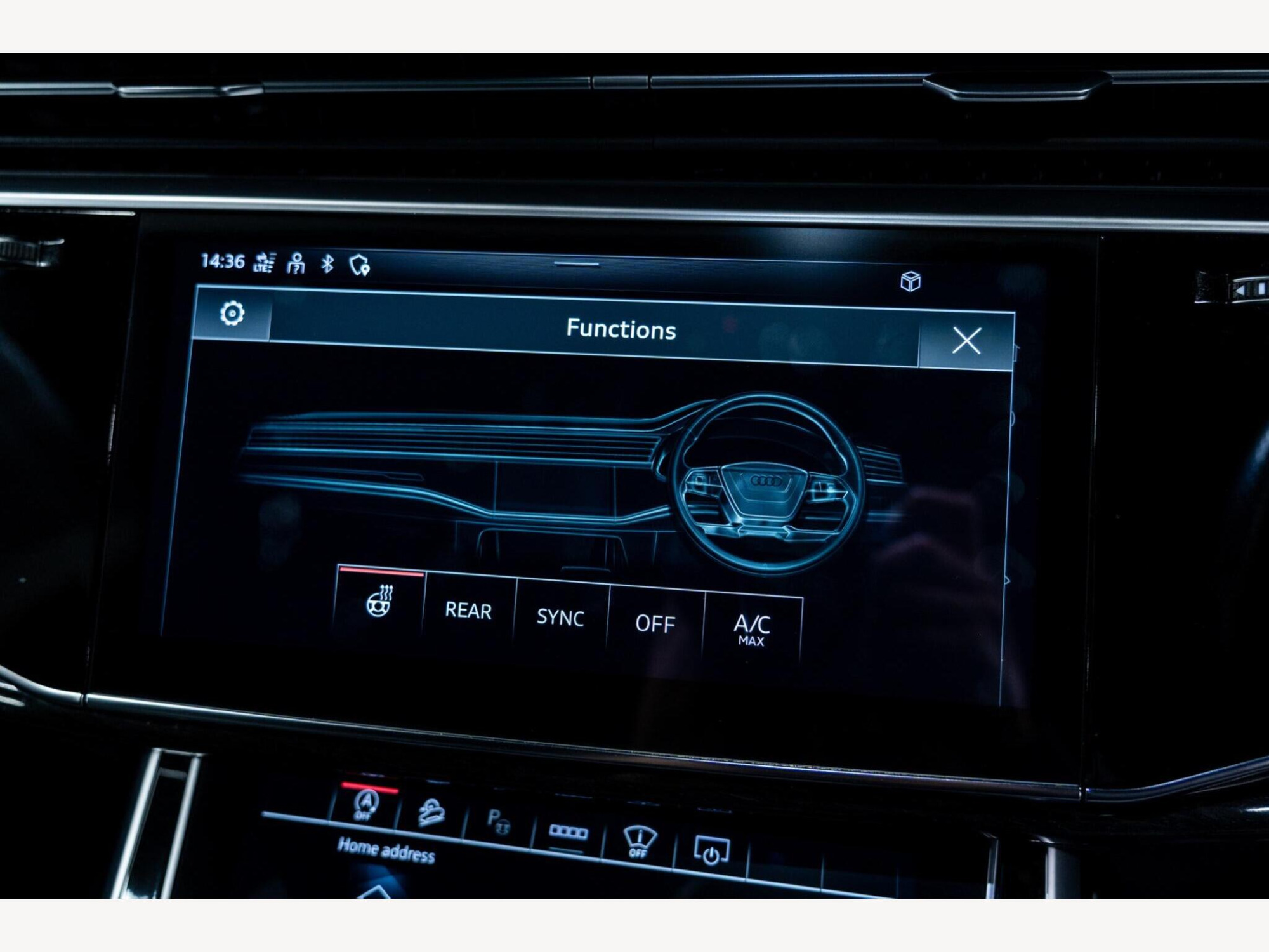 2022 Audi Q8 image 26
