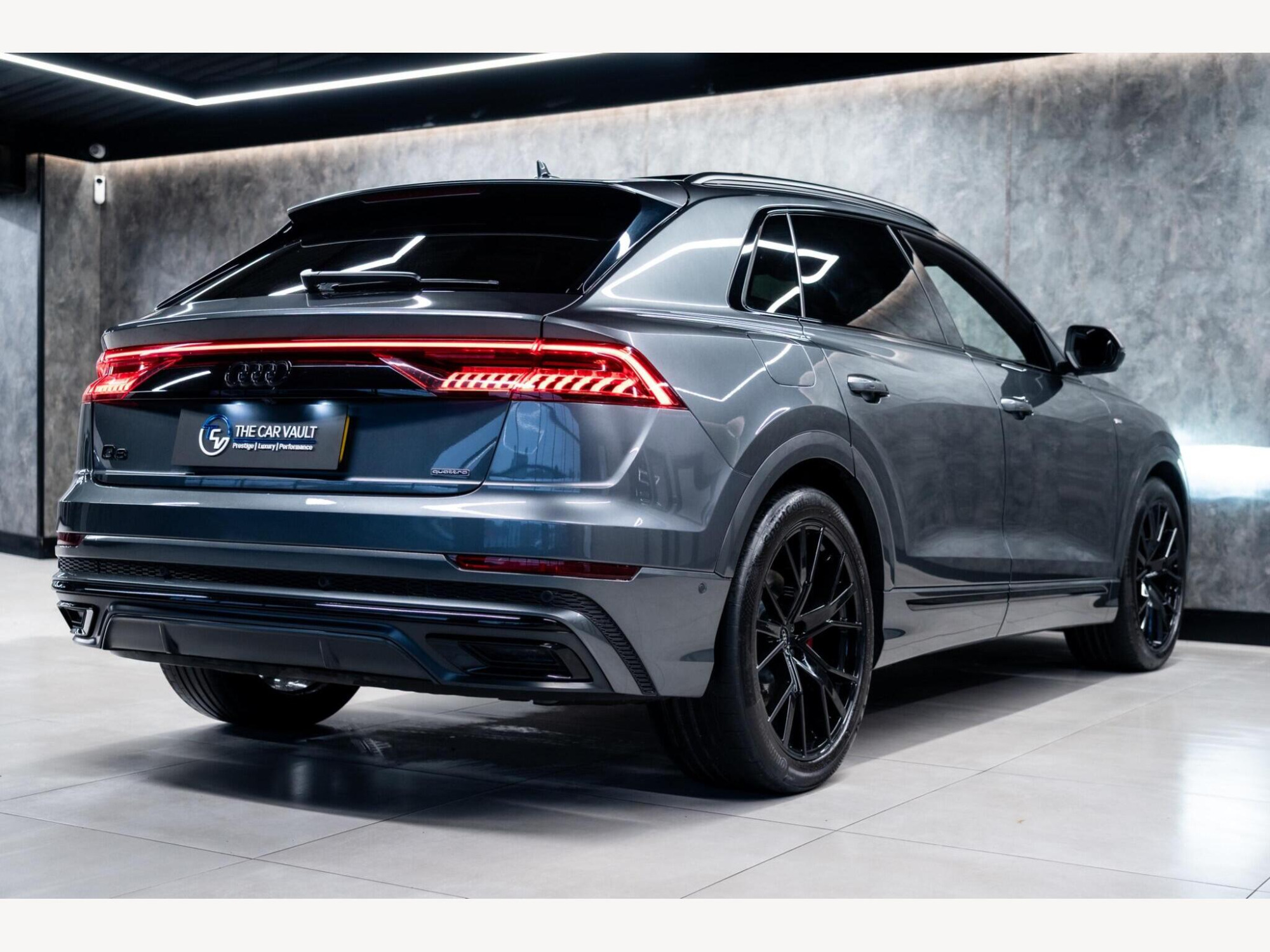 2022 Audi Q8 image 4