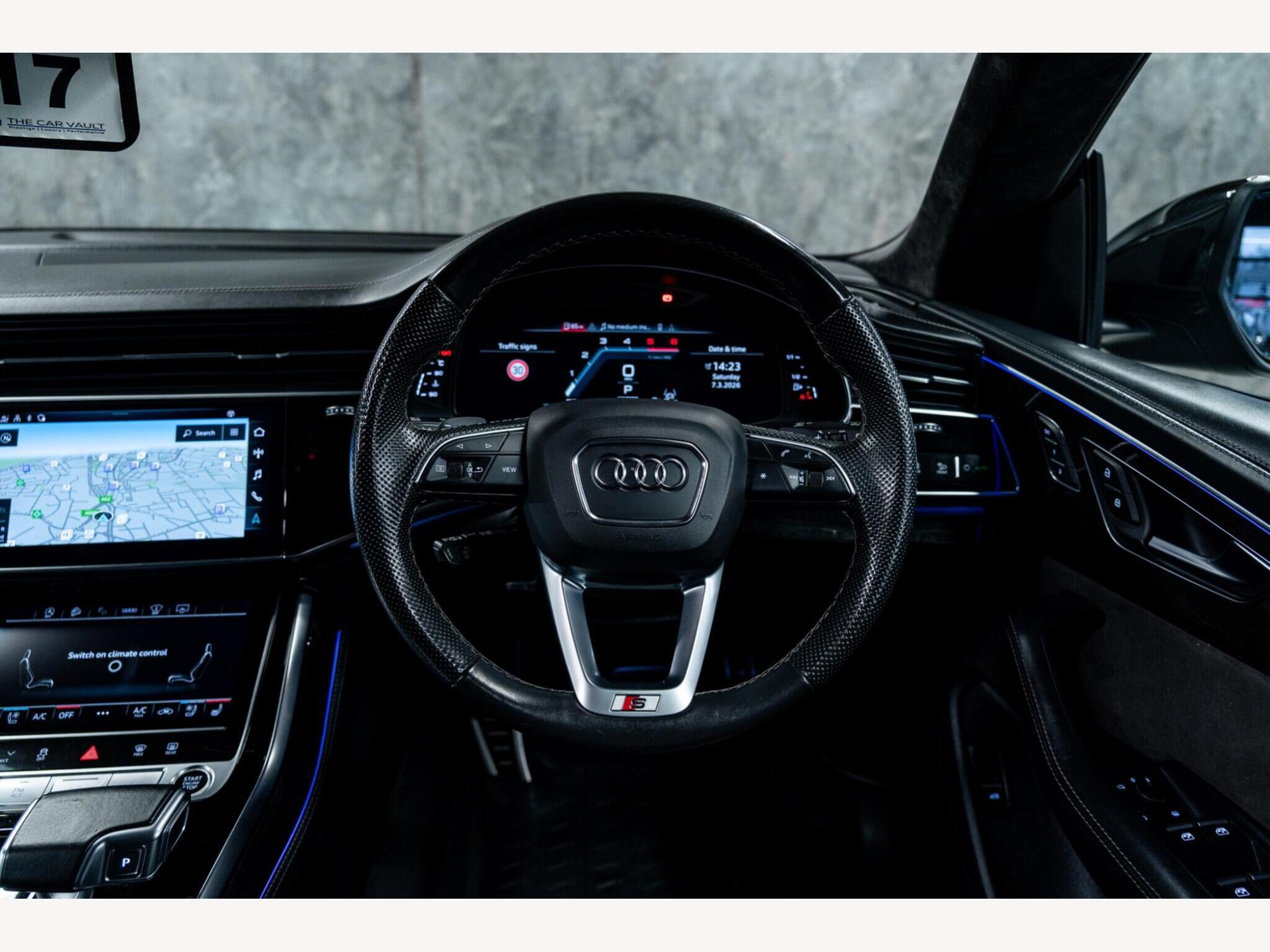 2022 Audi Q8 image 21