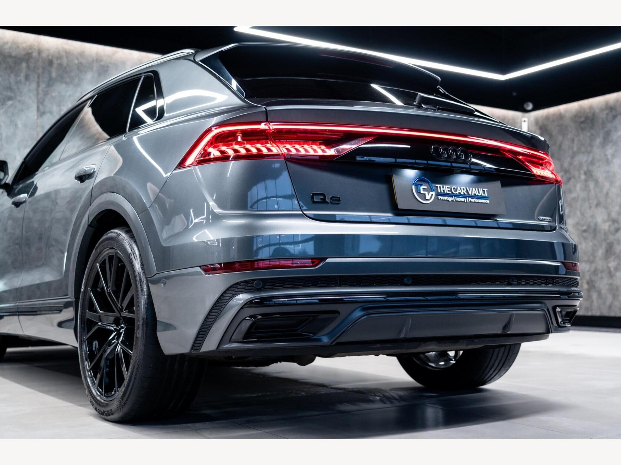 2022 Audi Q8 image 14