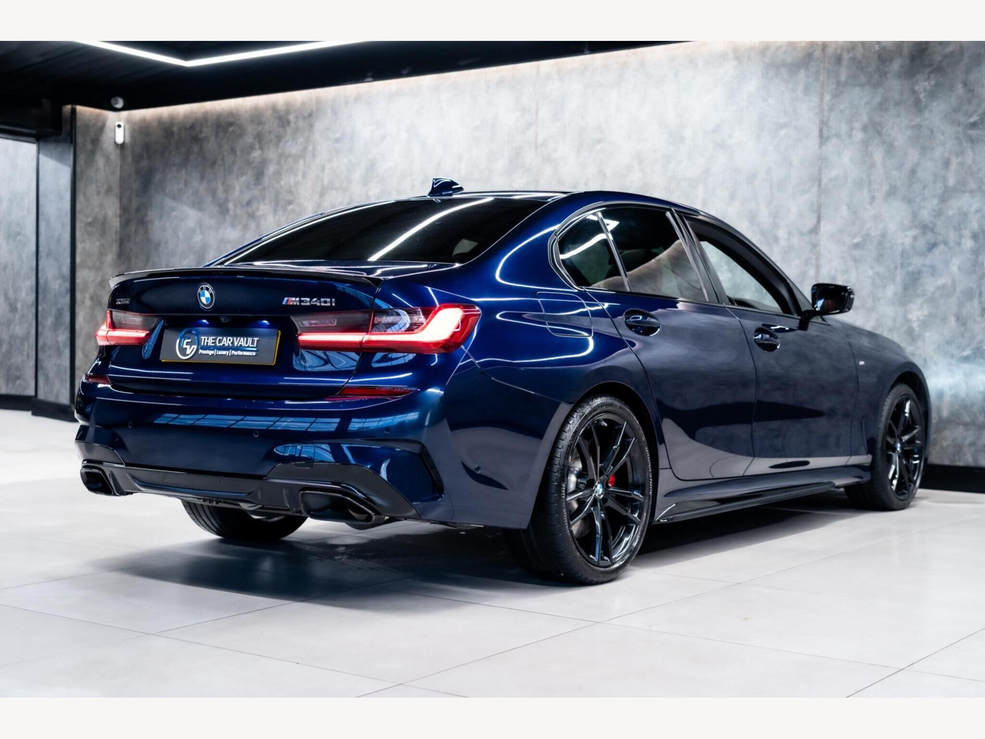 2022 BMW 3 Series image 8