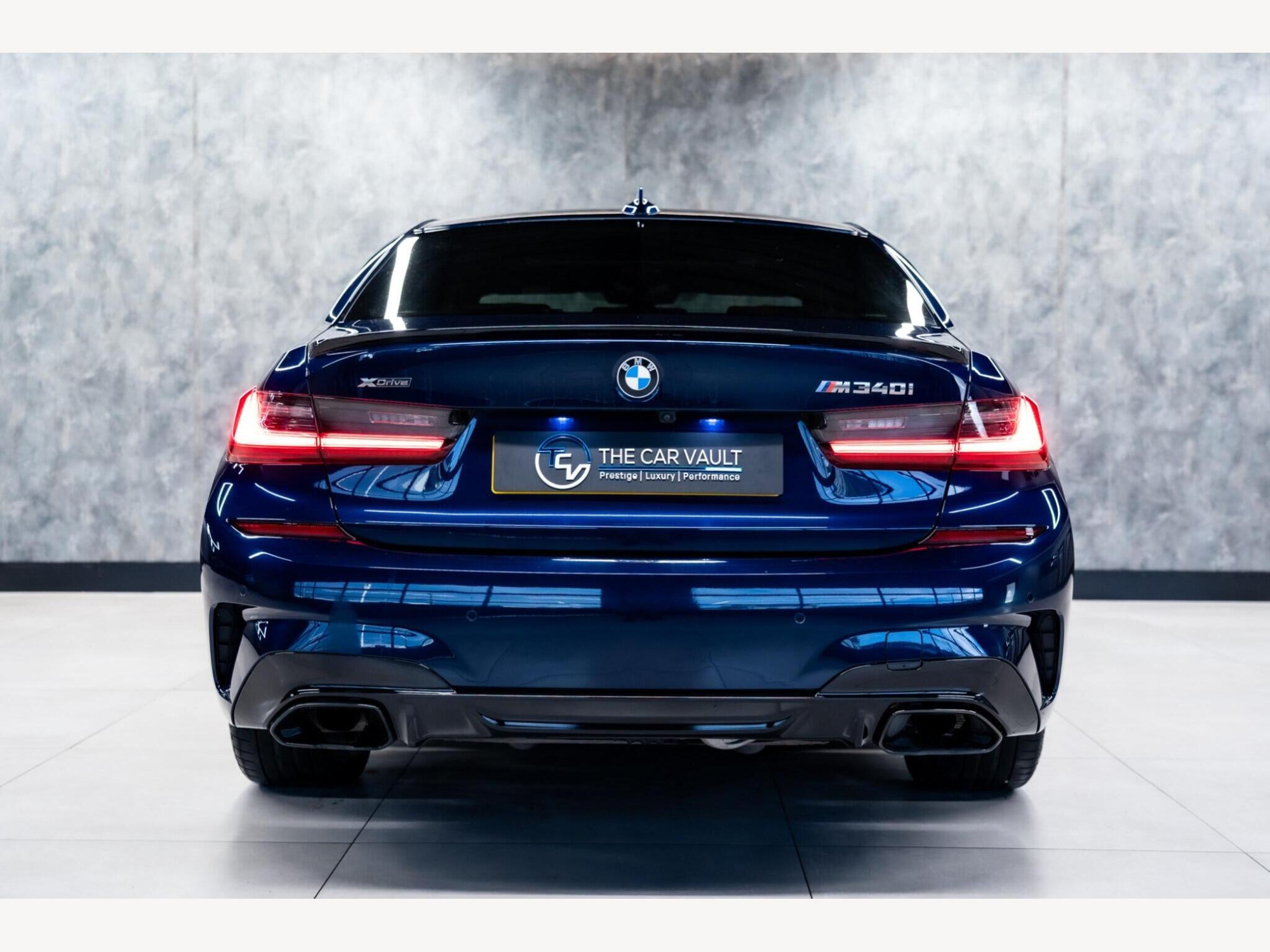2022 BMW 3 Series image 7