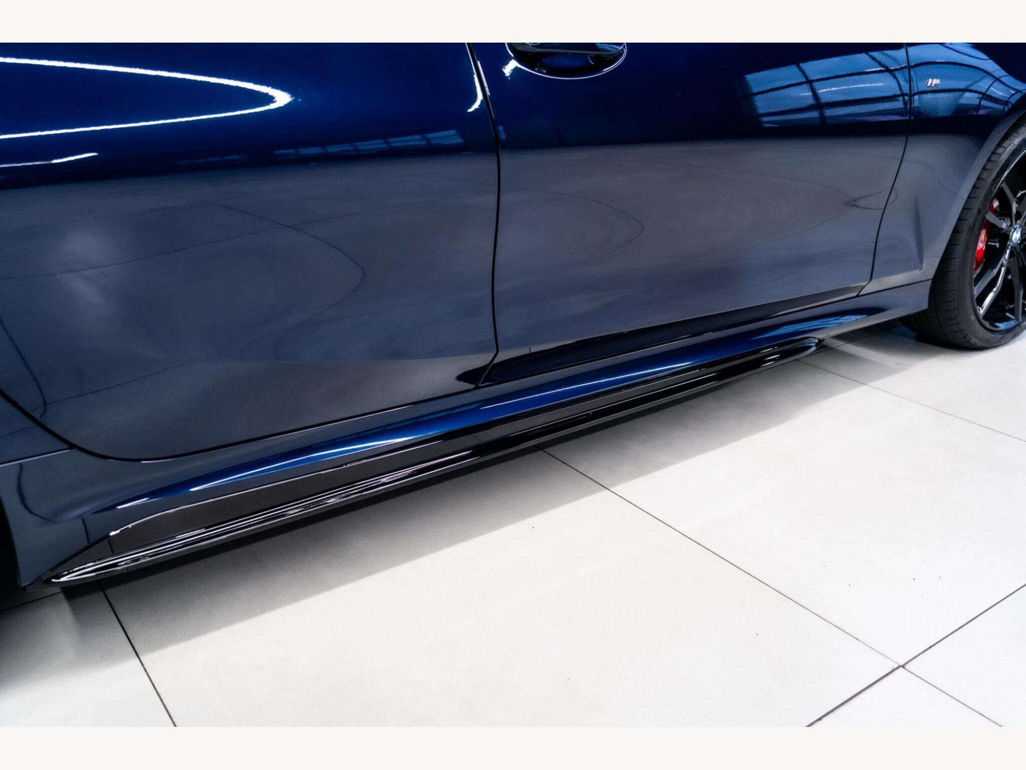2022 BMW 3 Series image 12