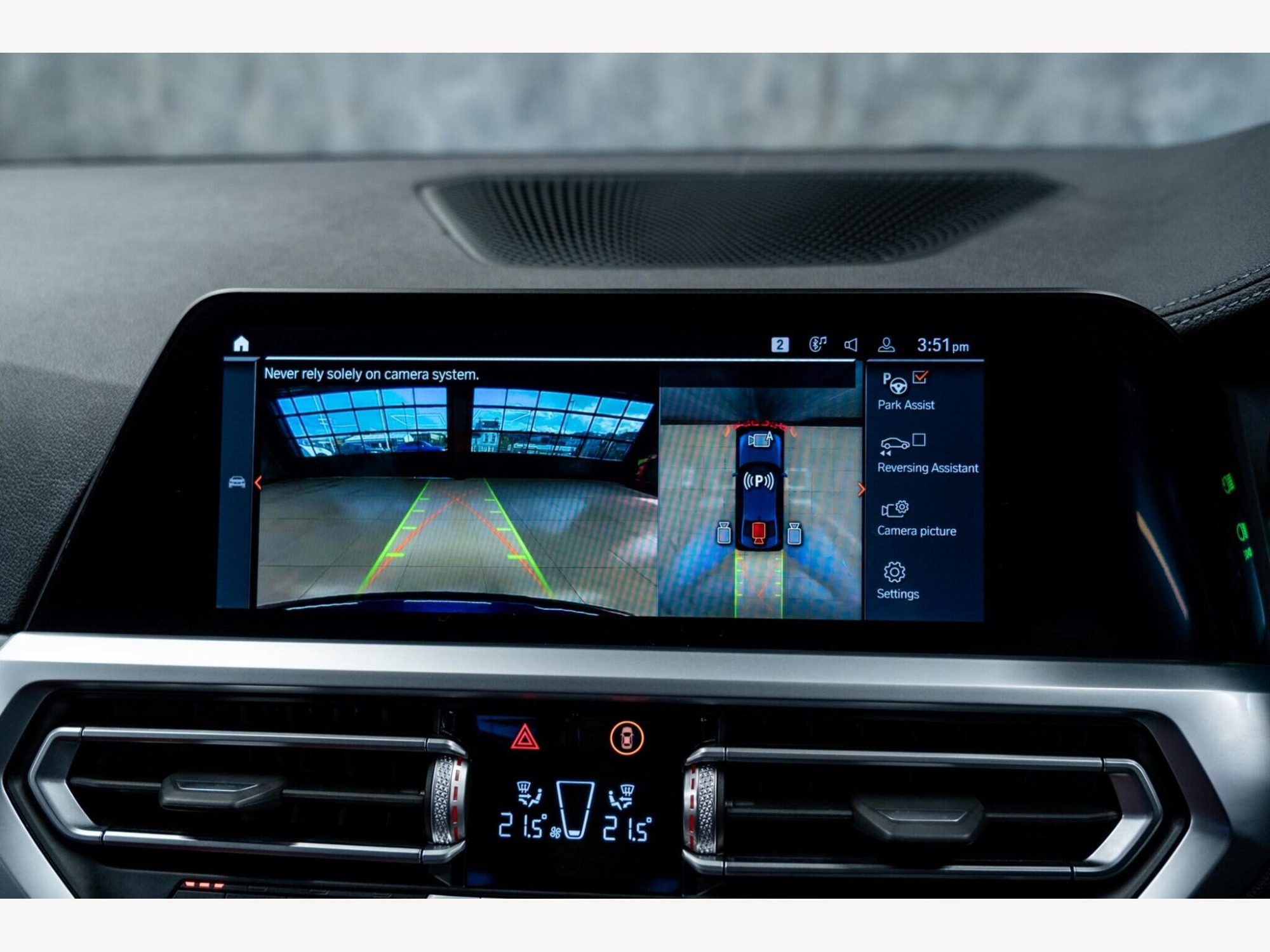 2022 BMW 3 Series image 24