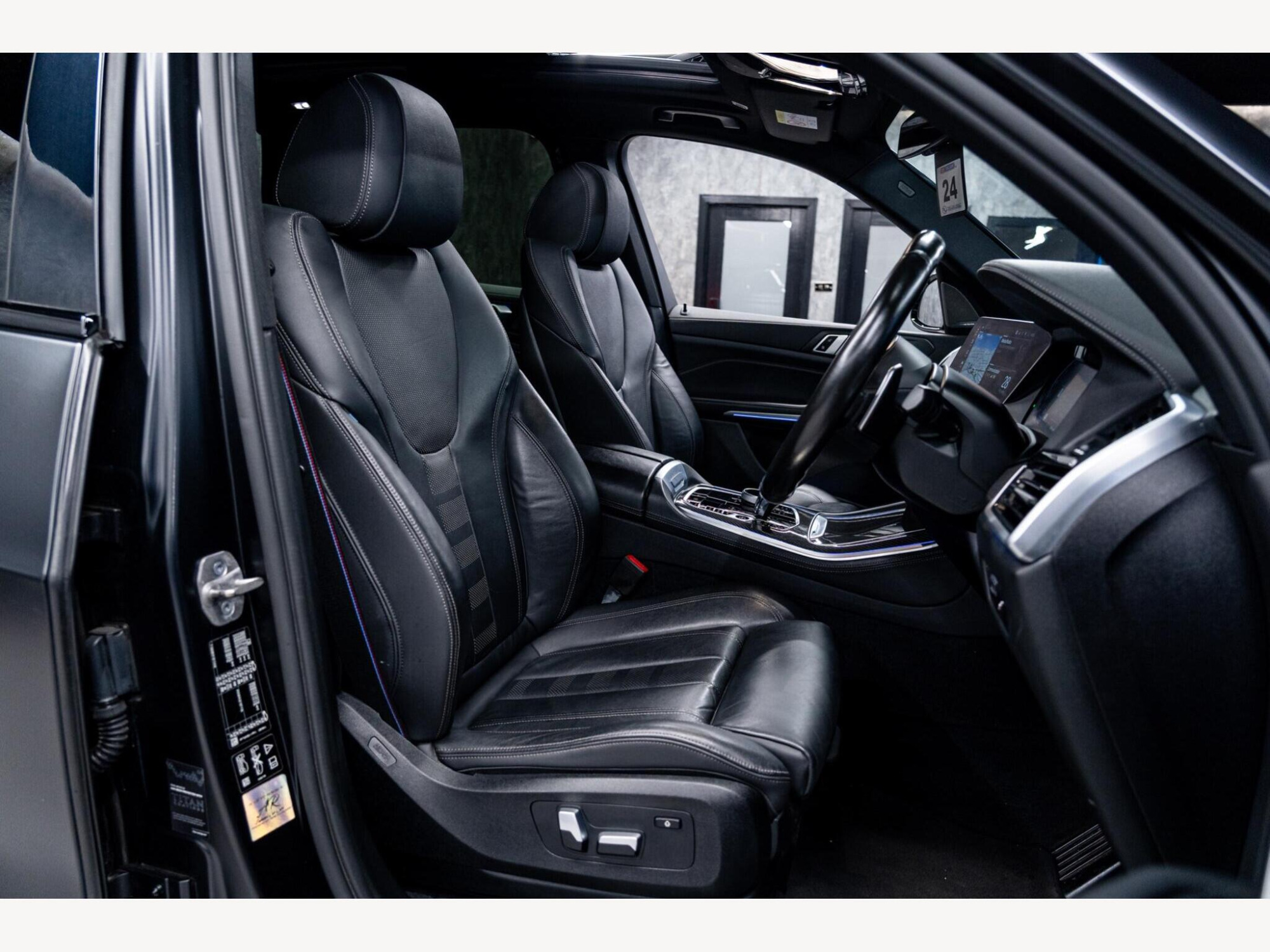 2021 BMW X5 image 61