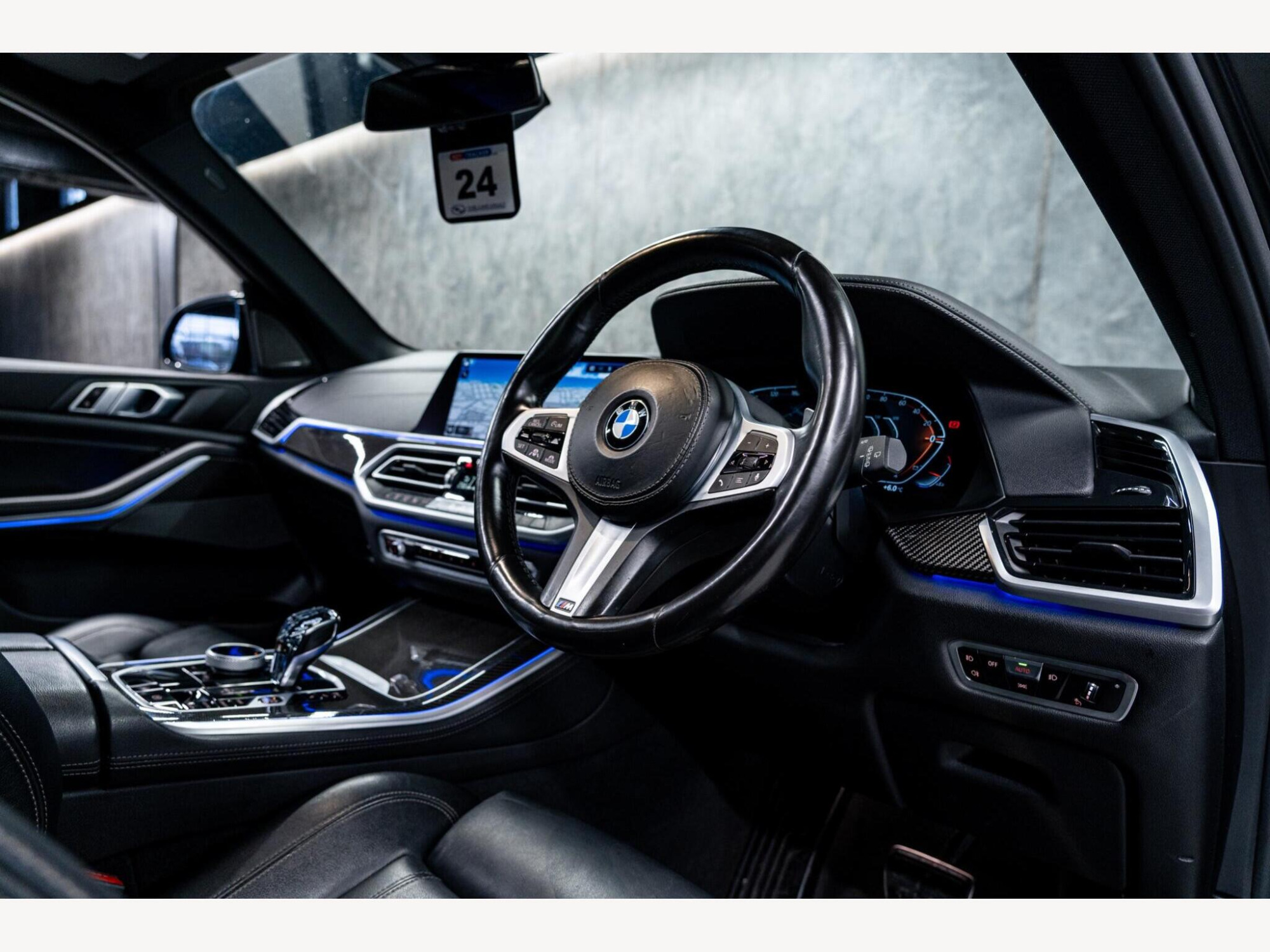 2021 BMW X5 image 2