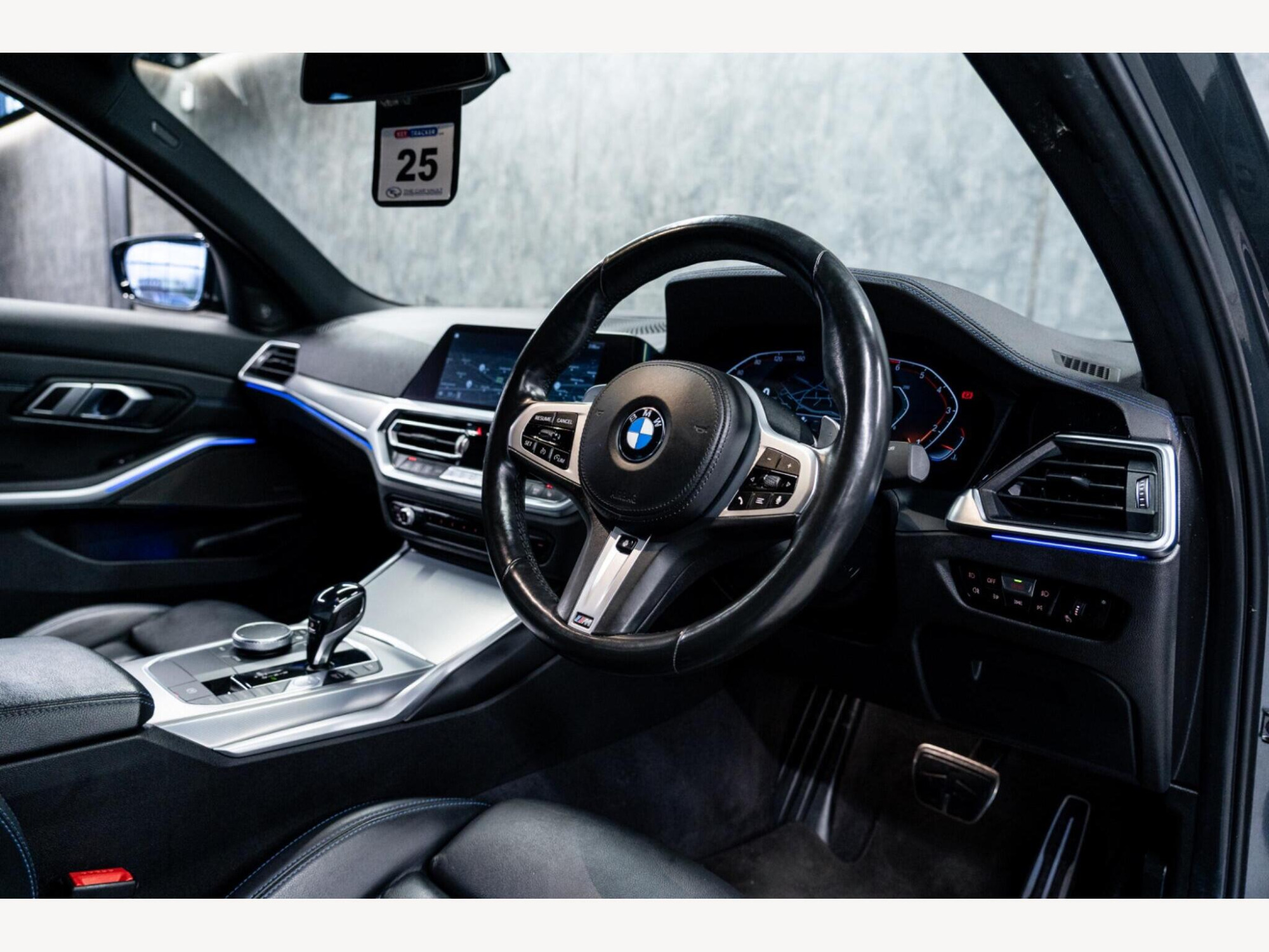 2019 BMW 3 Series image 2
