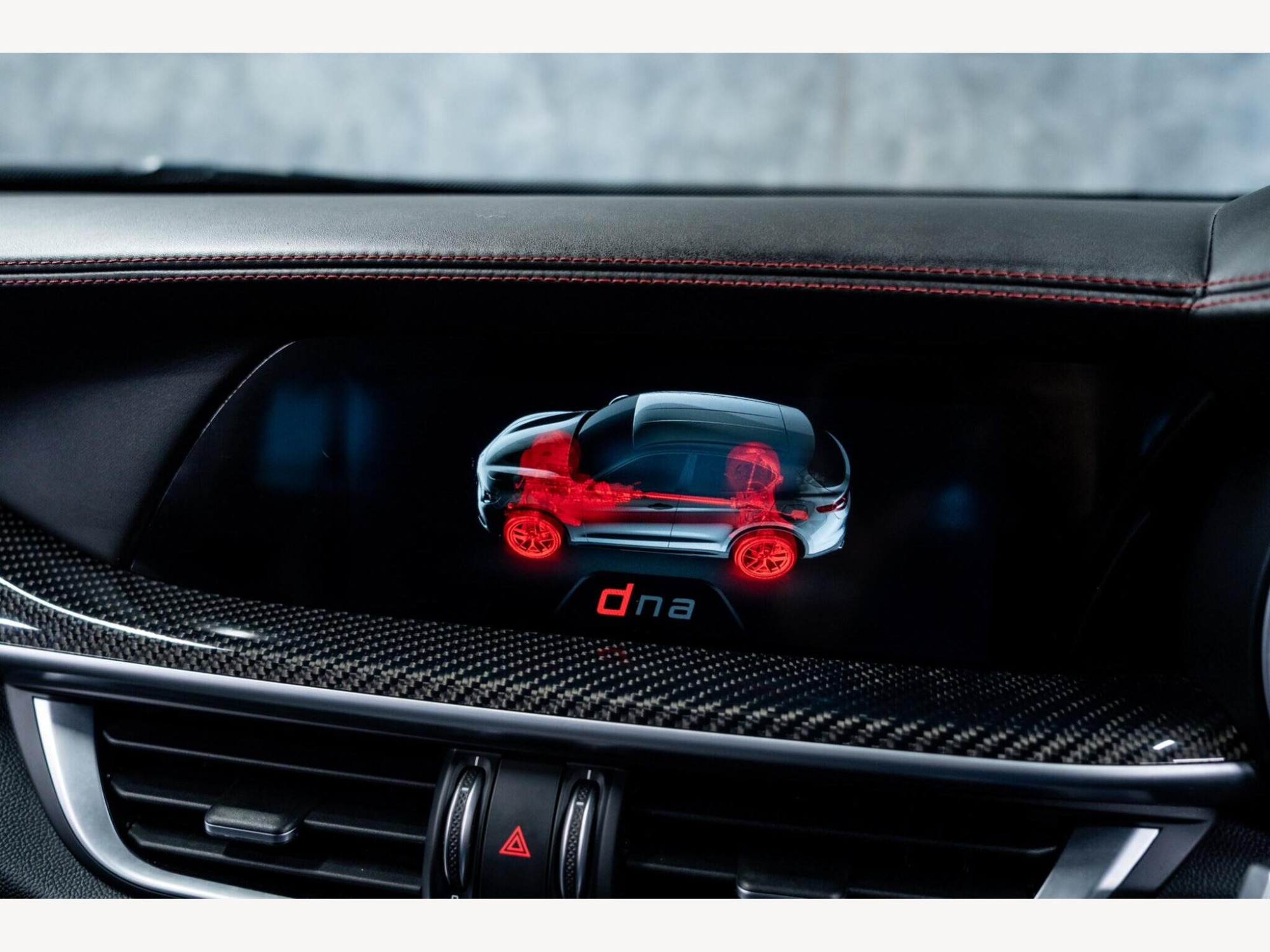 2019 Alfa Romeo Stelvio image 20