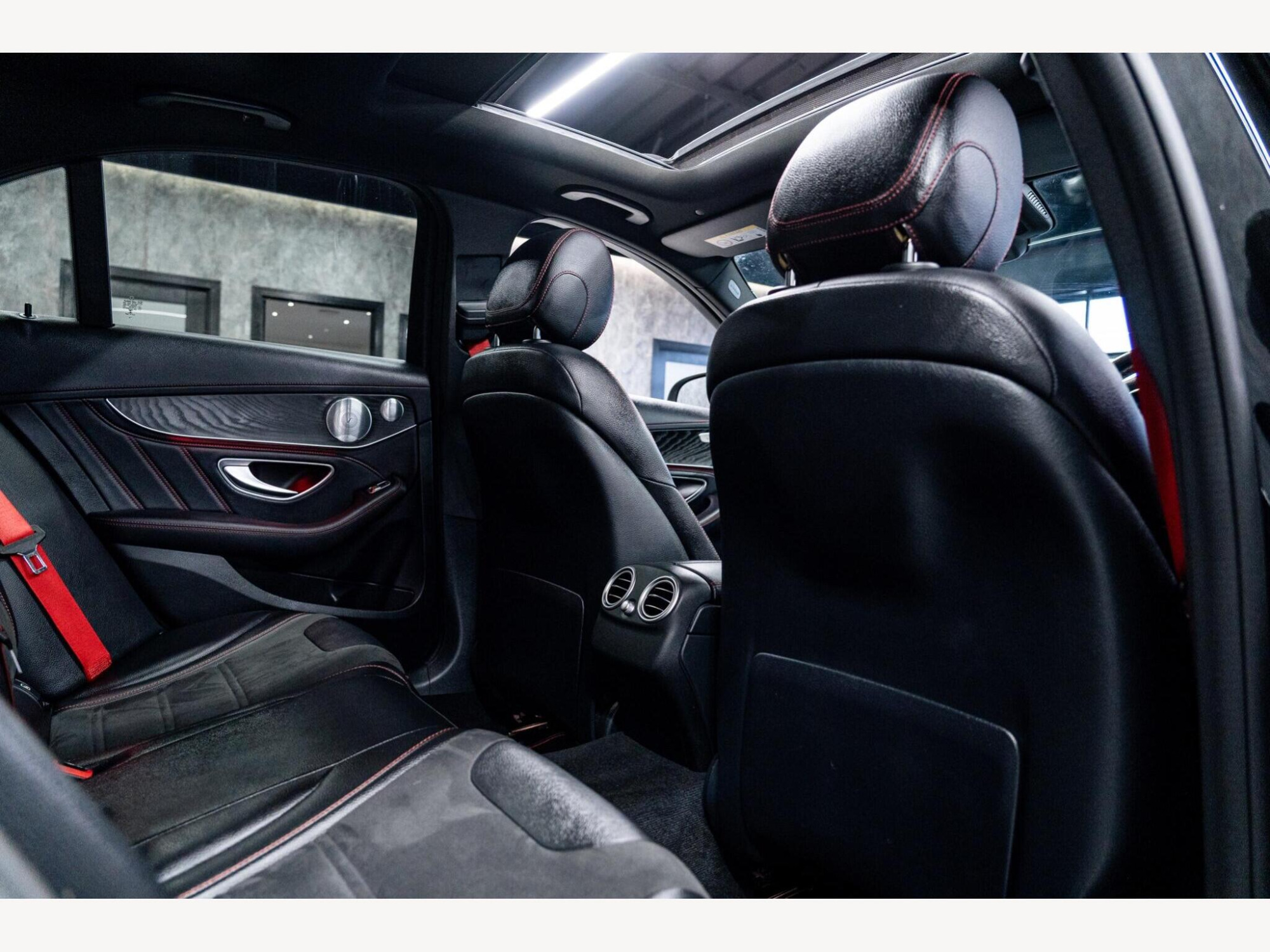 2019 Mercedes-Benz C Class image 56