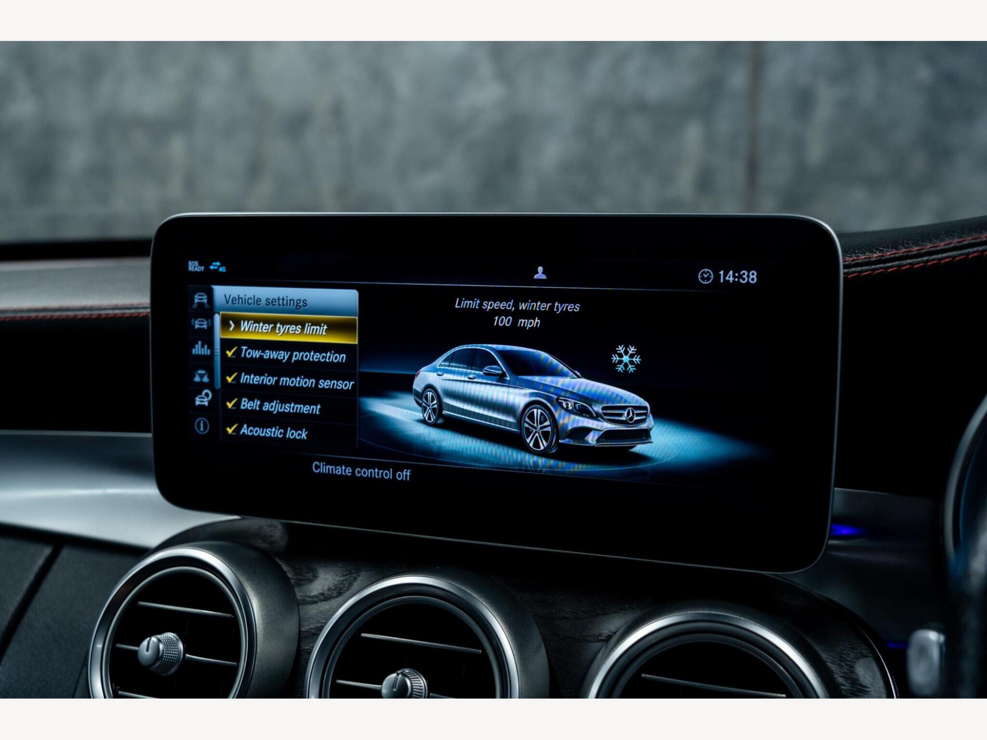2019 Mercedes-Benz C Class image 29
