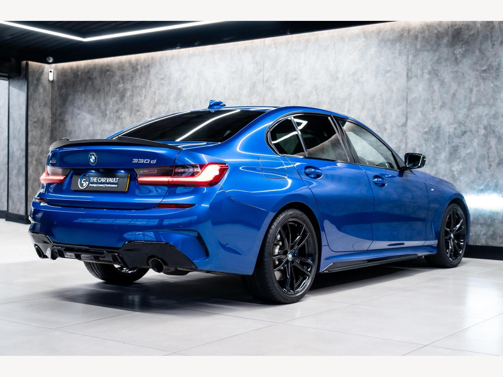 2019 BMW 3 Series image 8