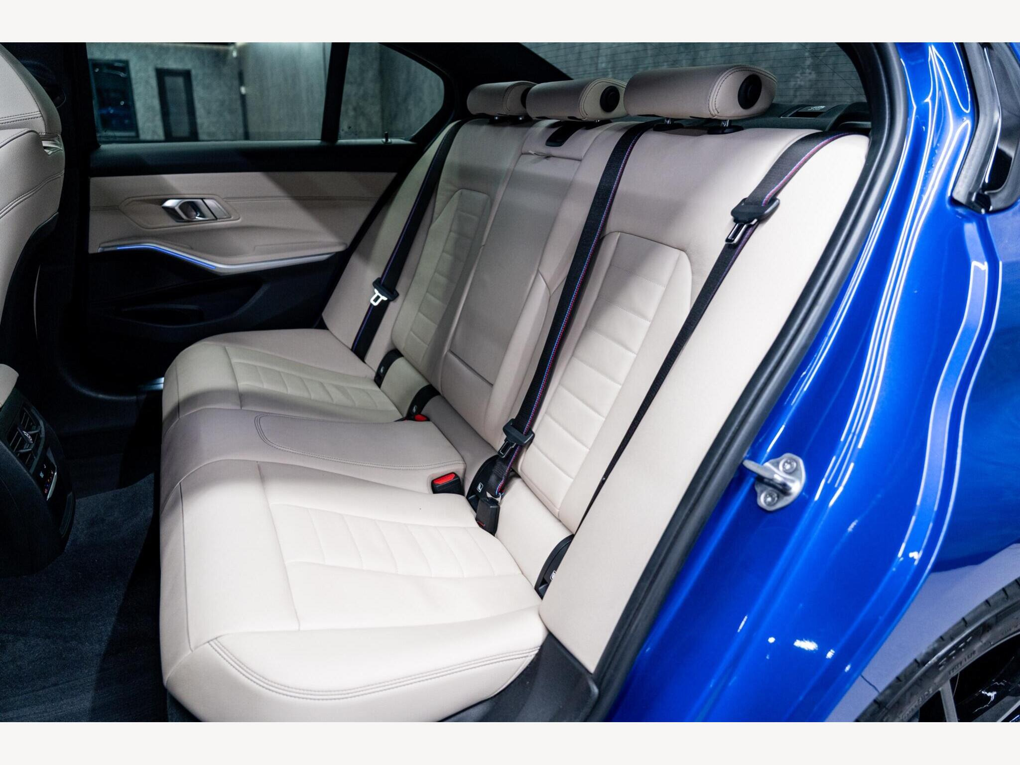 2019 BMW 3 Series image 55