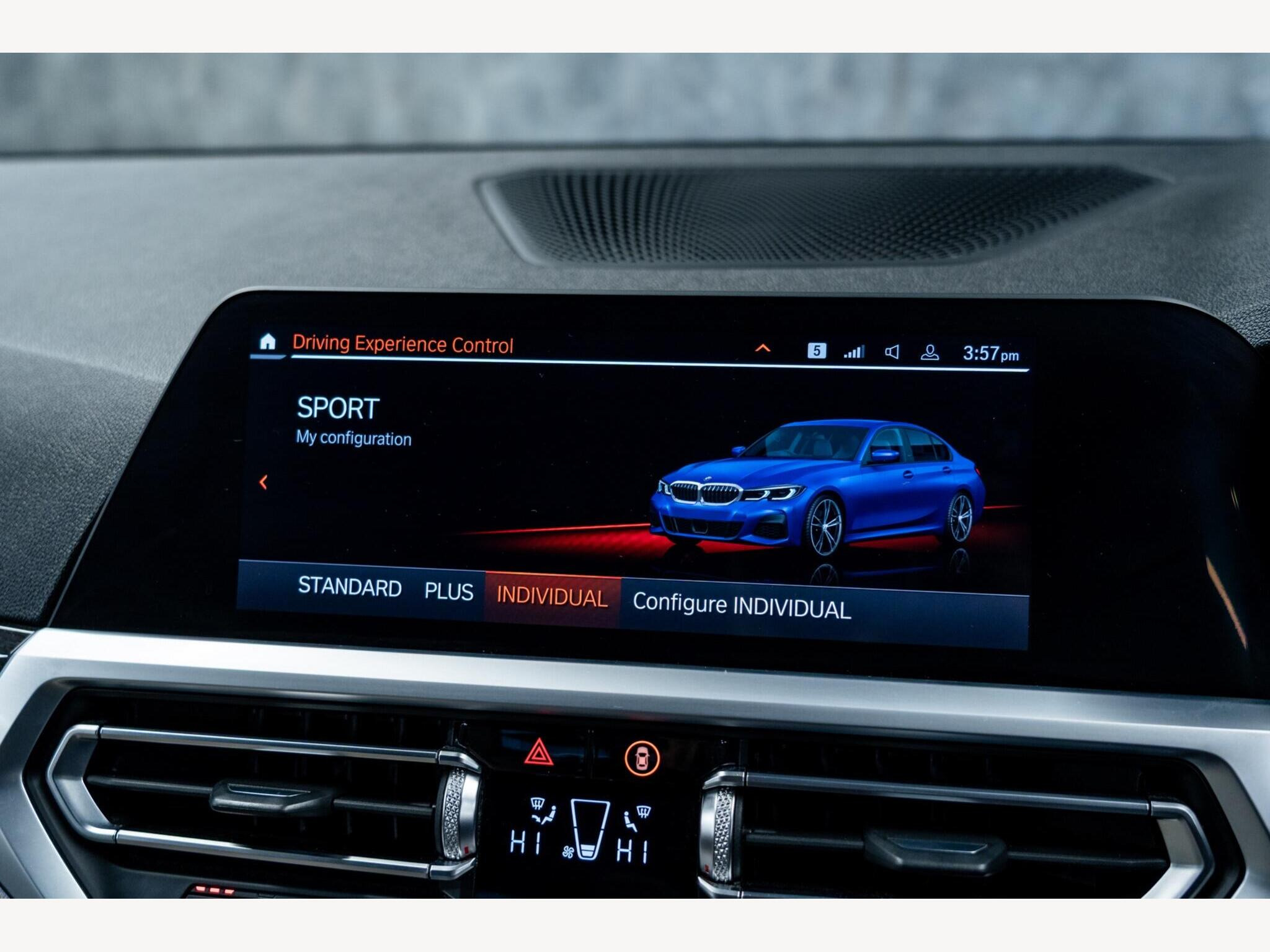 2019 BMW 3 Series image 25
