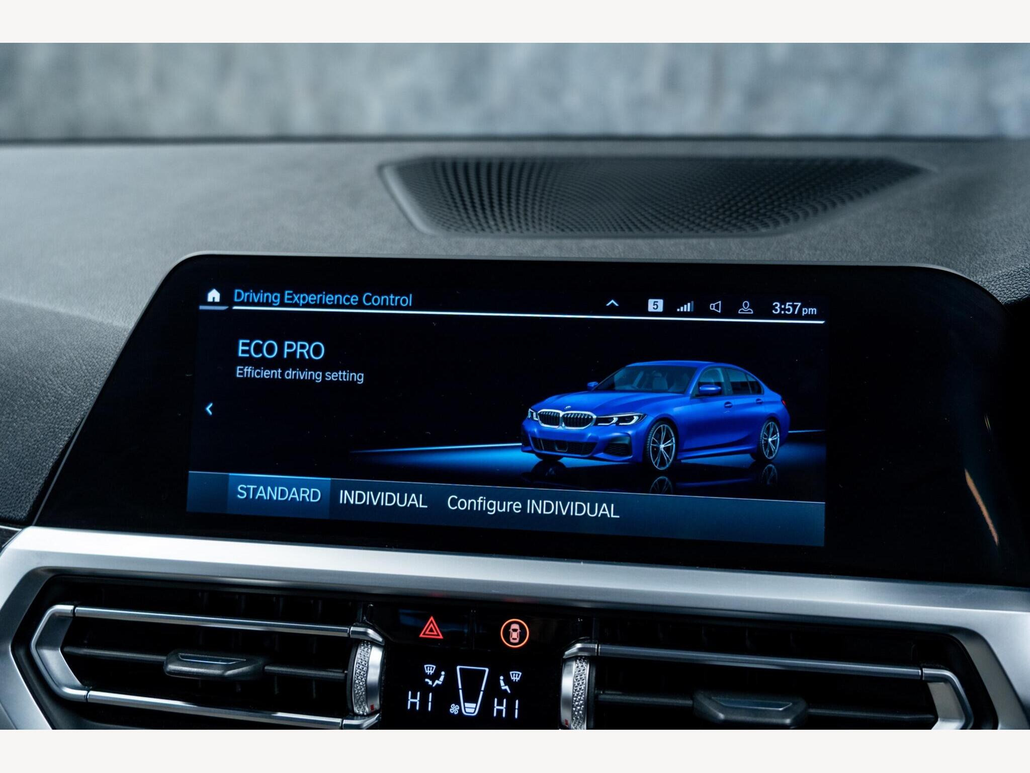 2019 BMW 3 Series image 27