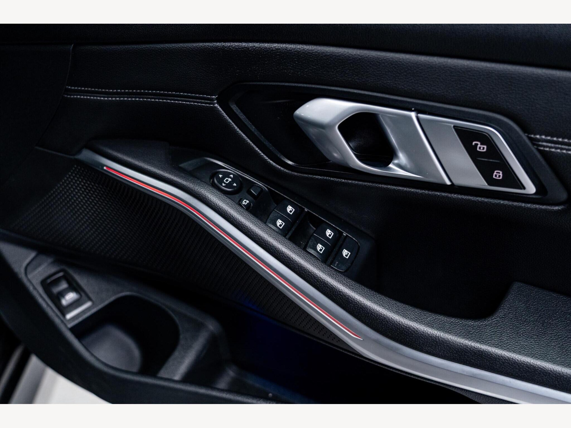 2021 BMW 3 Series image 41