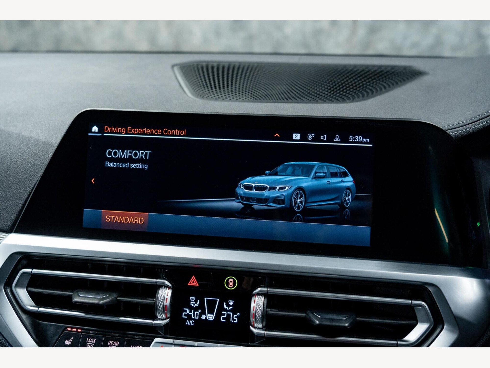 2021 BMW 3 Series image 23