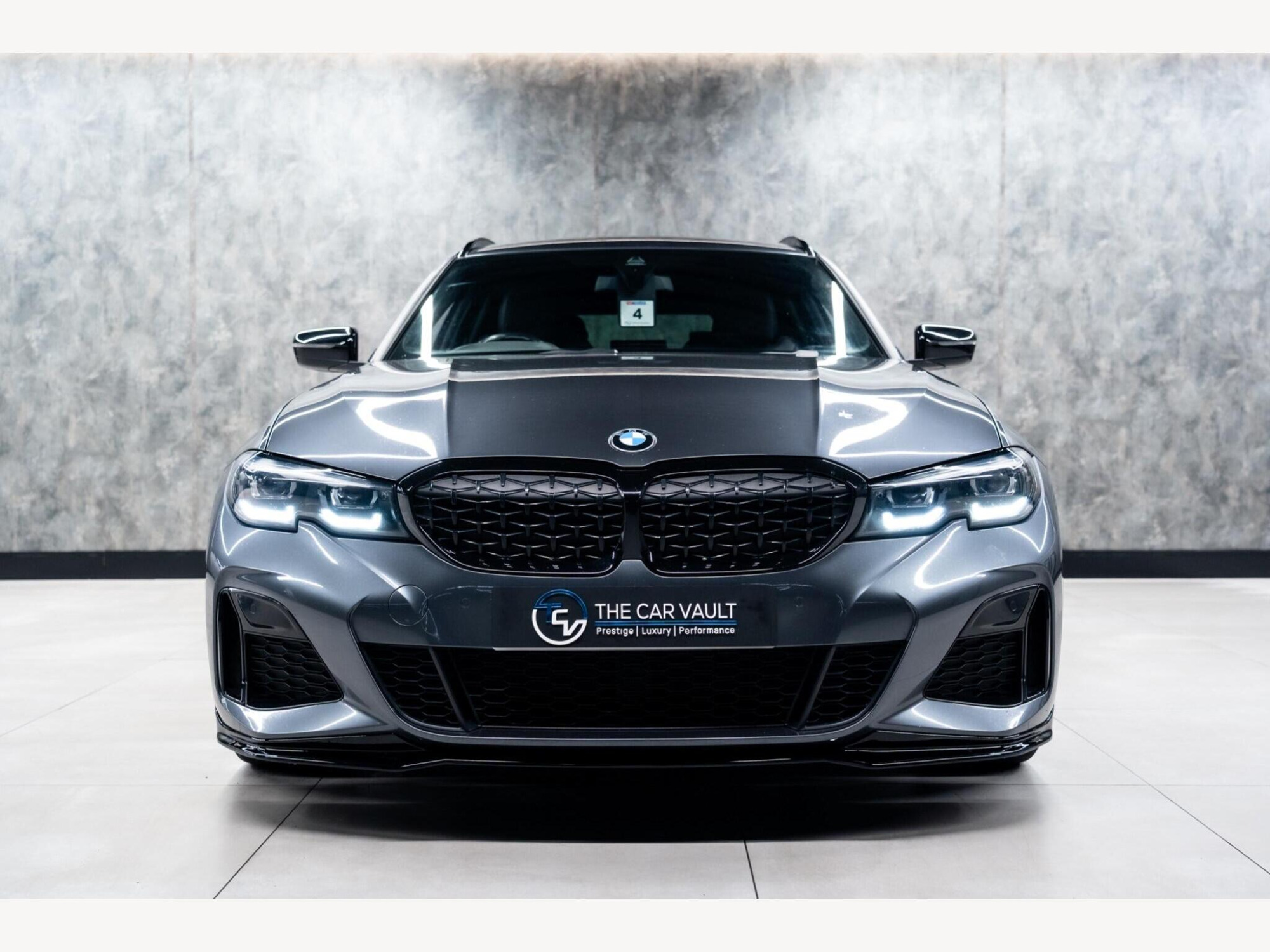 2021 BMW 3 Series image 4