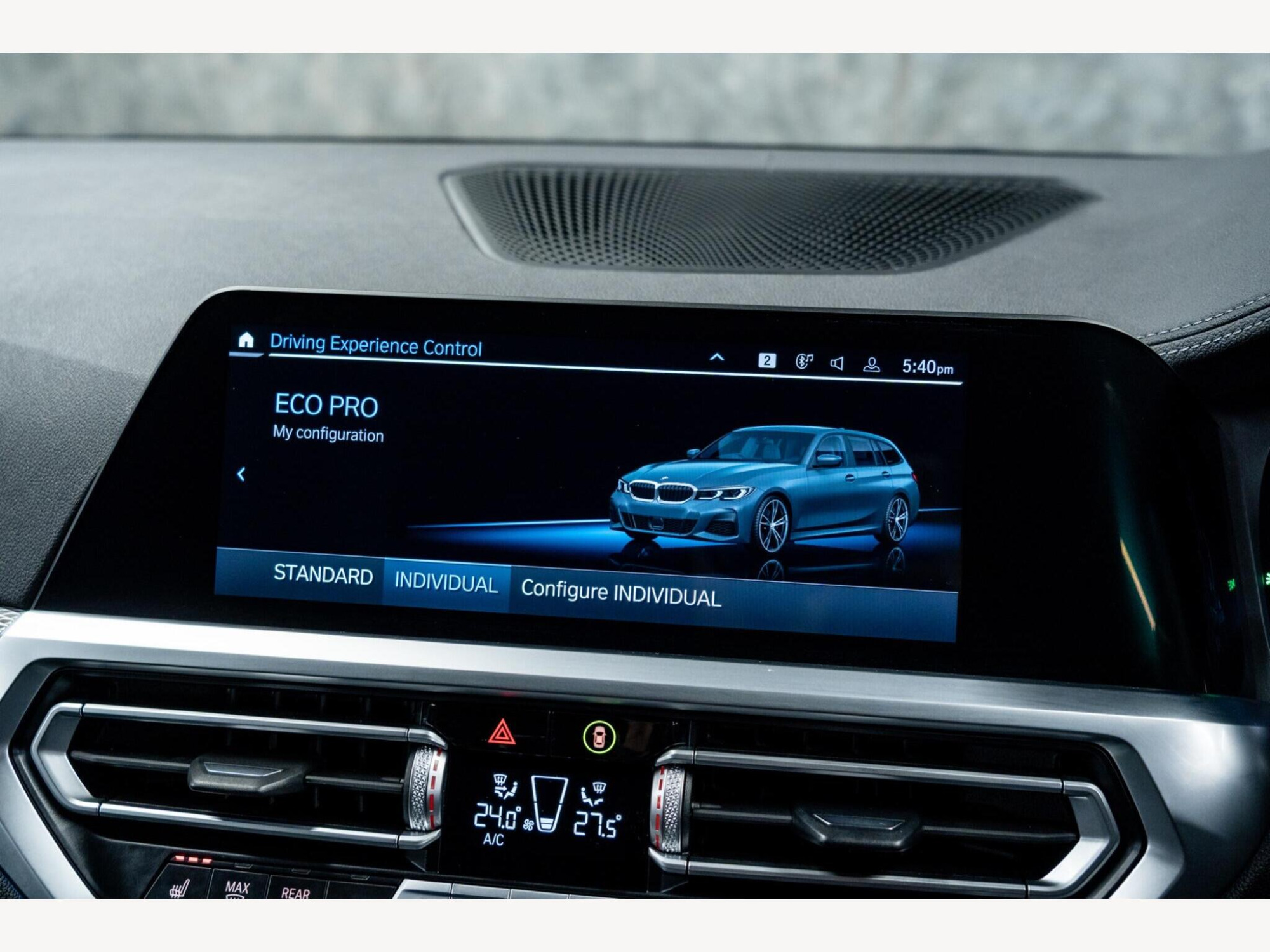 2021 BMW 3 Series image 24