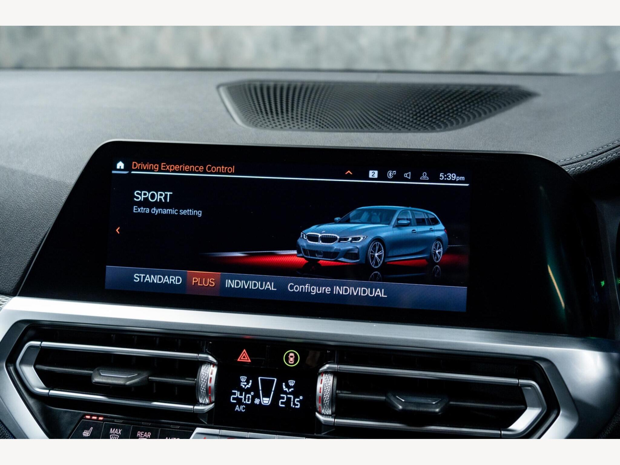 2021 BMW 3 Series image 22