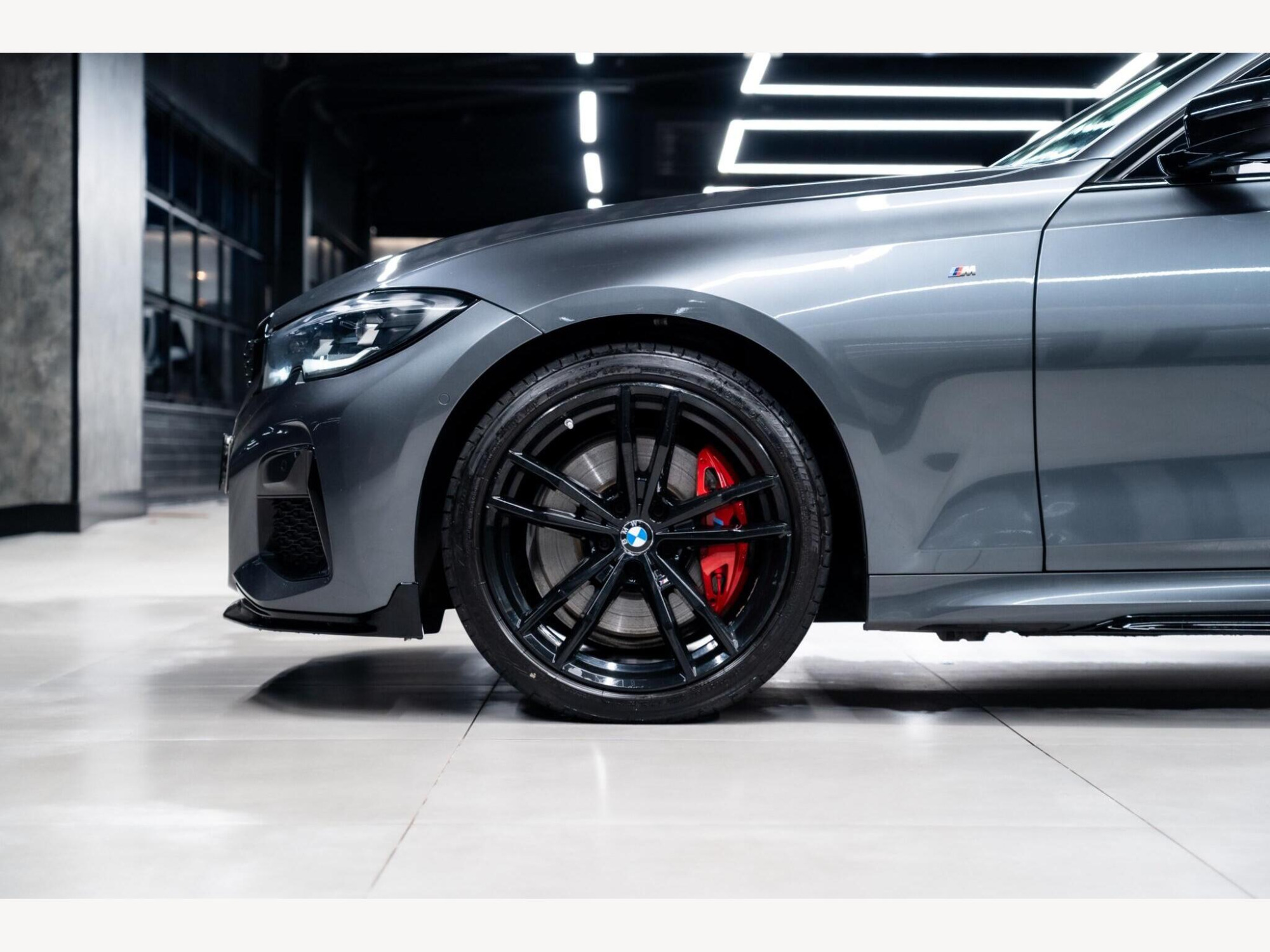 2021 BMW 3 Series image 14