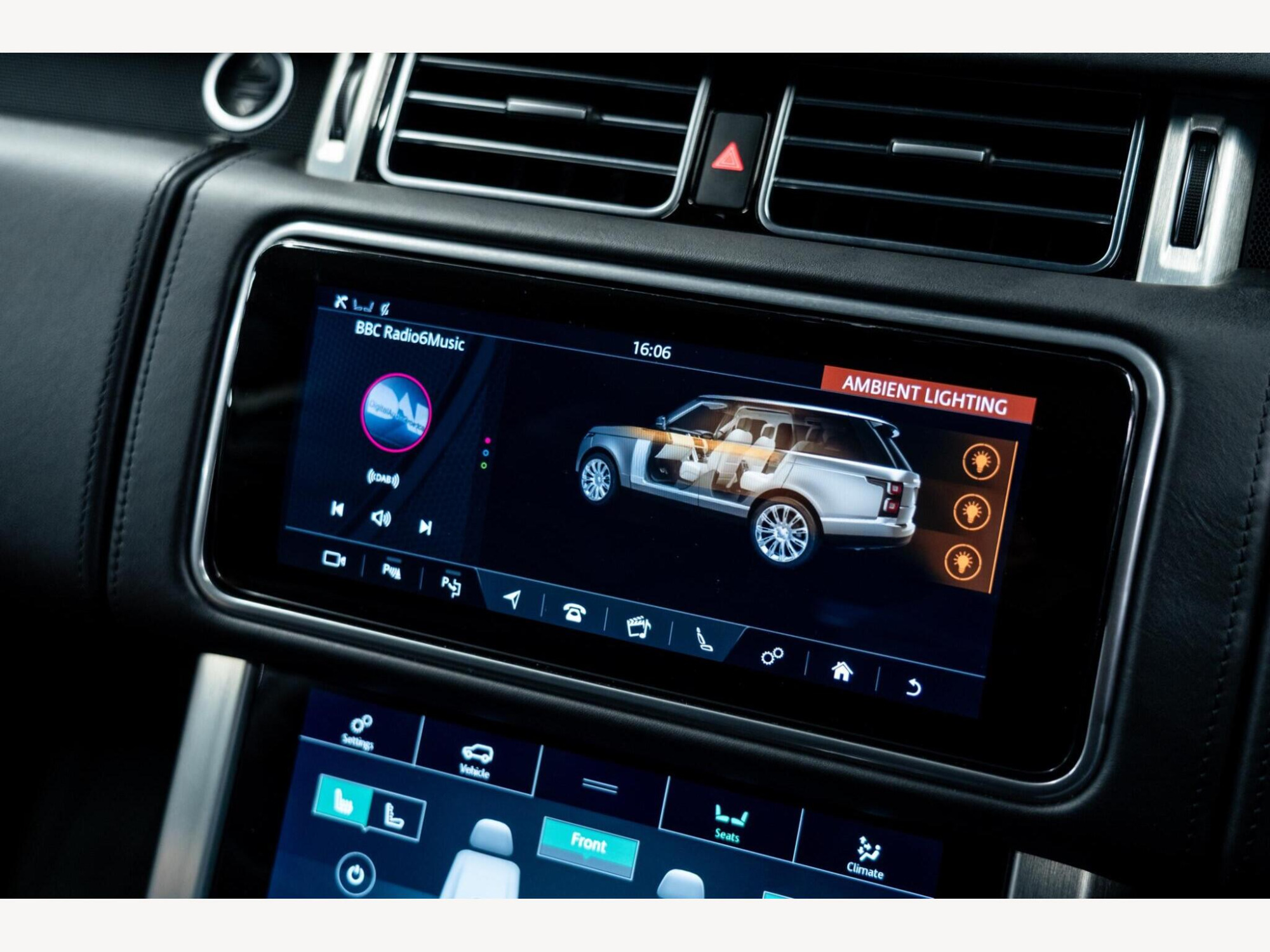 2019 Land Rover Range Rover image 31