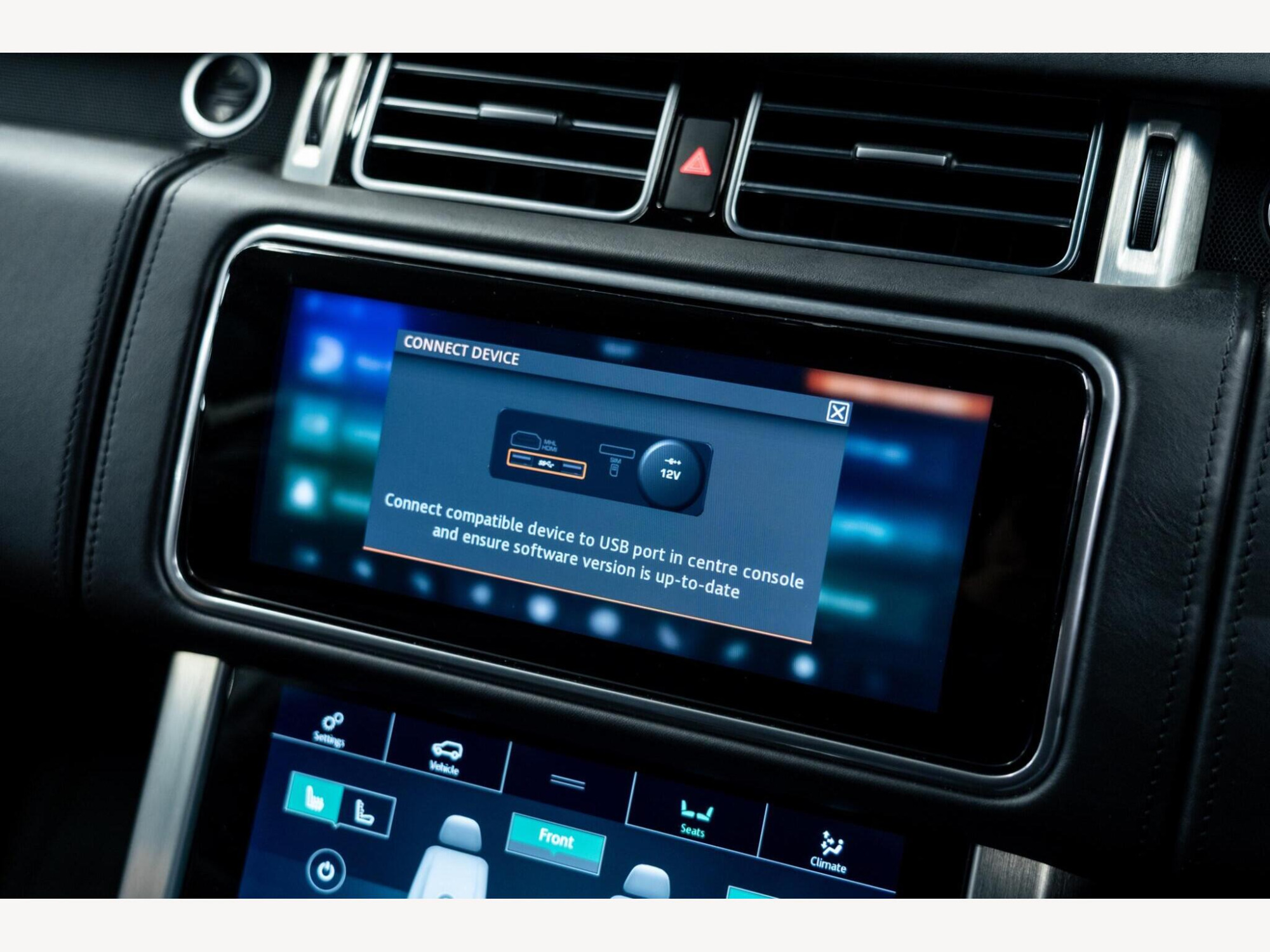 2019 Land Rover Range Rover image 38