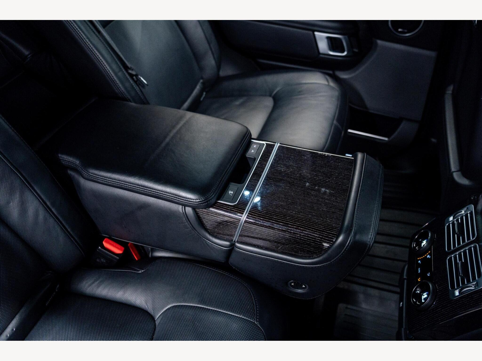 2019 Land Rover Range Rover image 51