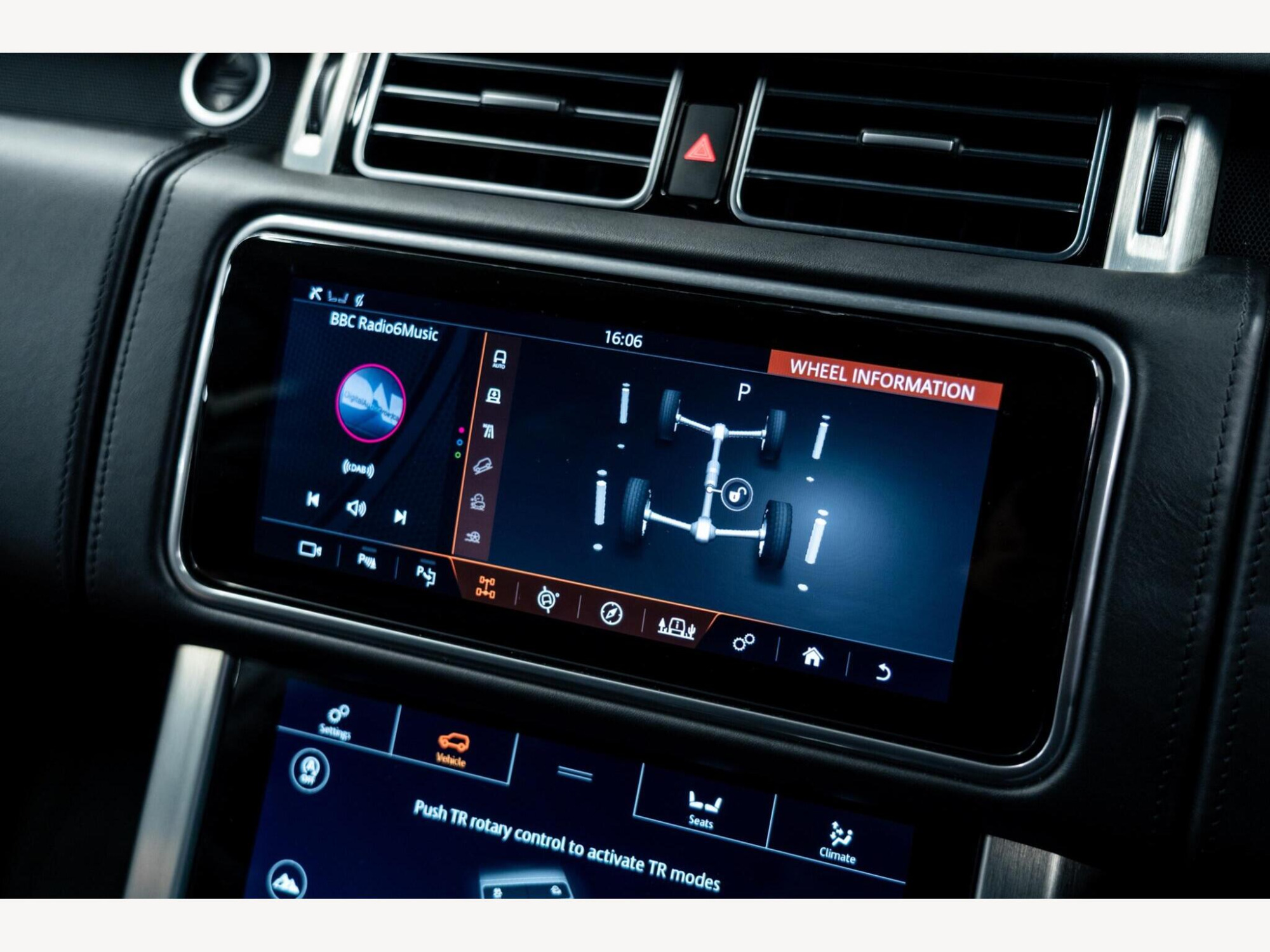 2019 Land Rover Range Rover image 34
