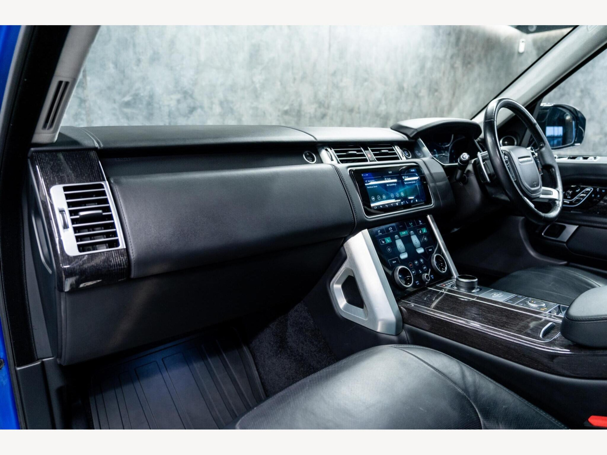 2019 Land Rover Range Rover image 54