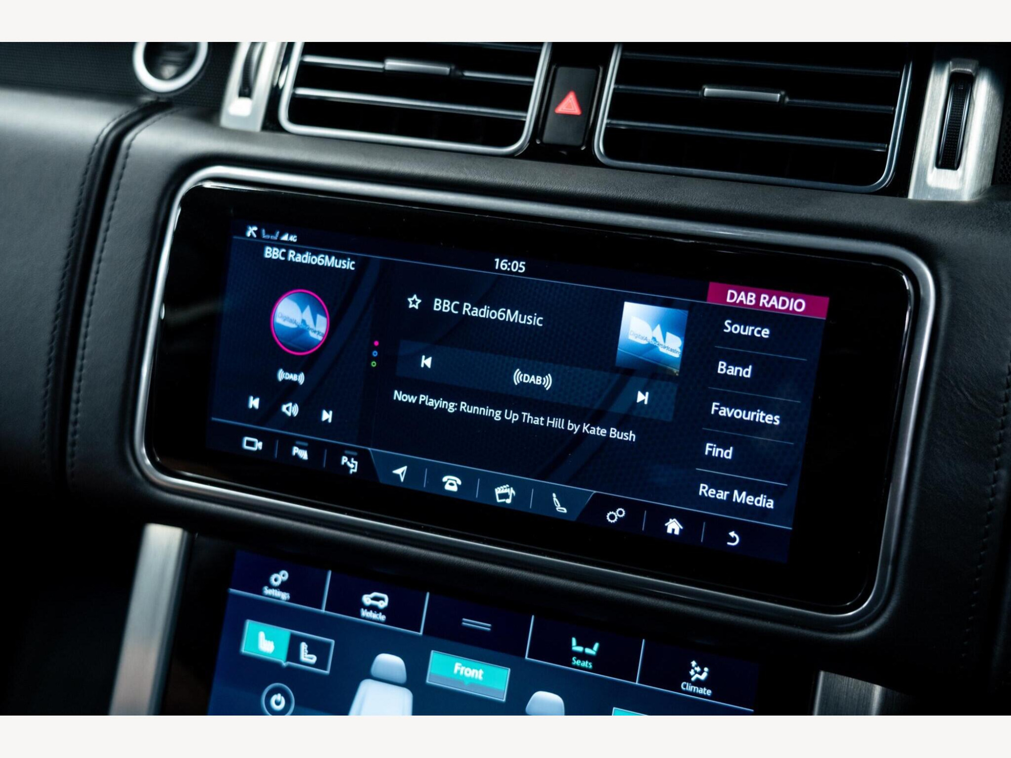 2019 Land Rover Range Rover image 39