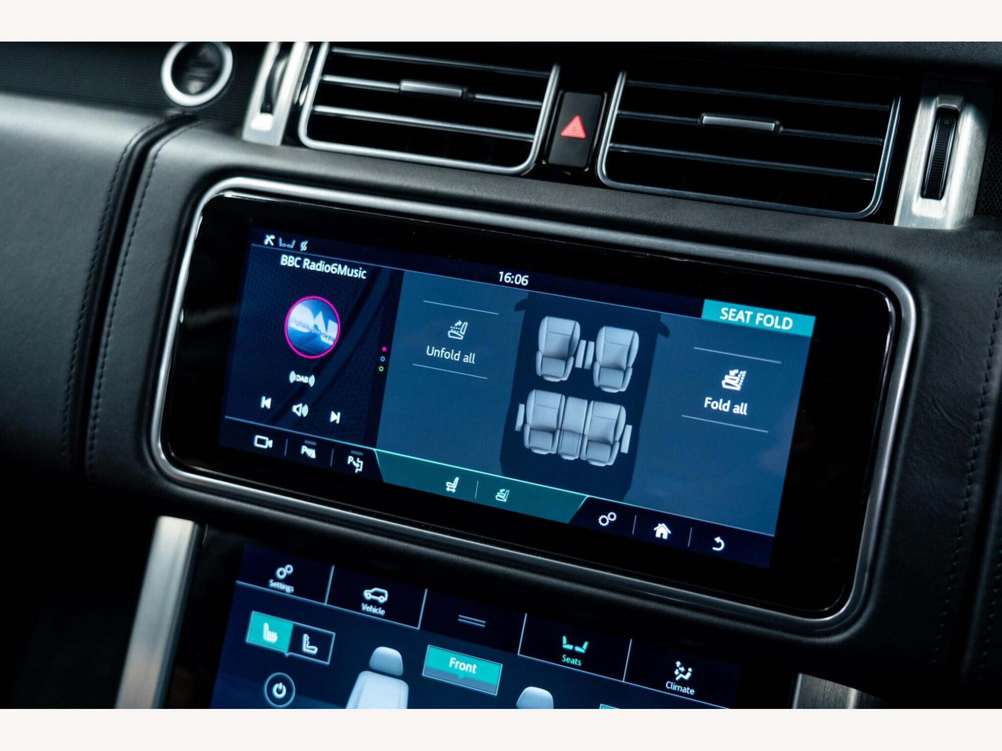 2019 Land Rover Range Rover image 30
