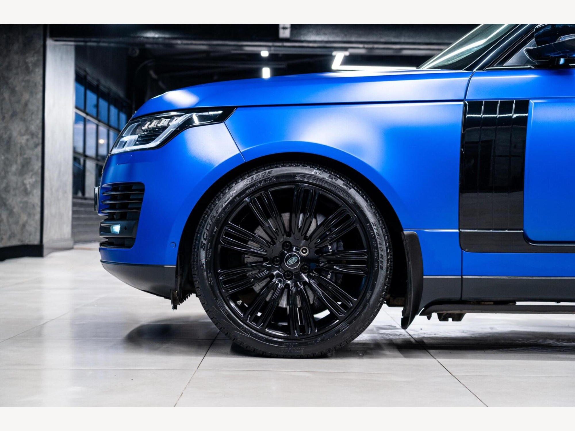 2019 Land Rover Range Rover image 16