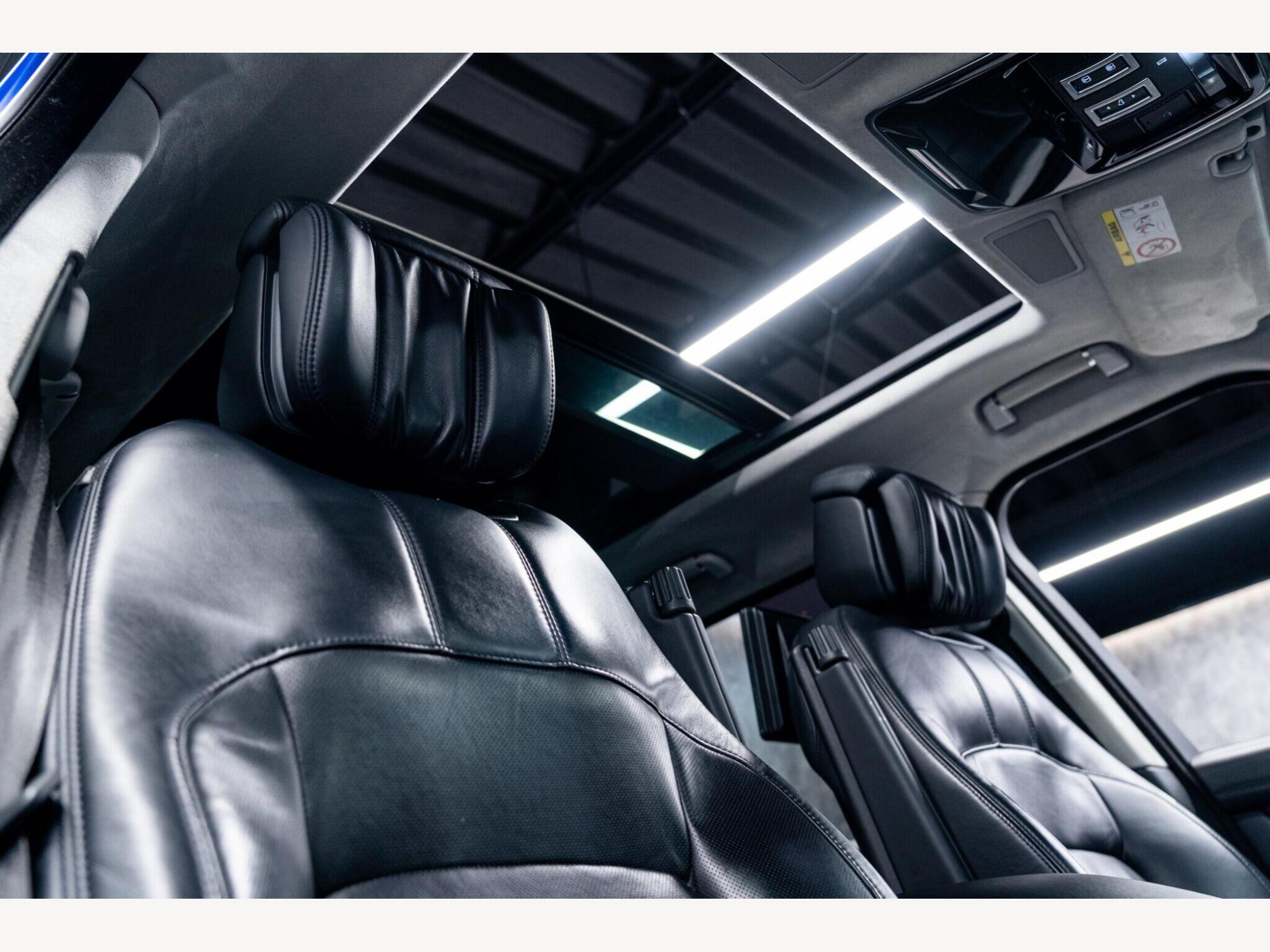 2019 Land Rover Range Rover image 55