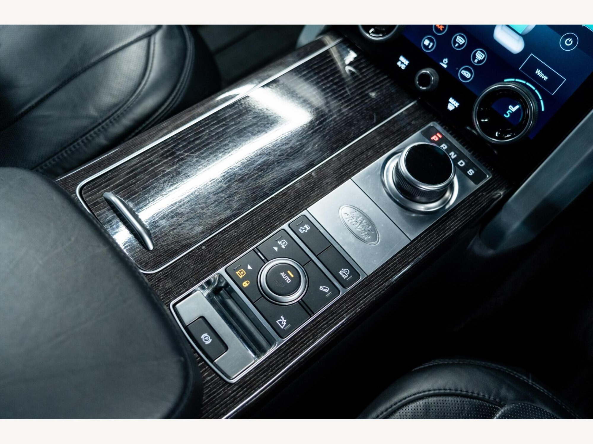 2019 Land Rover Range Rover image 43