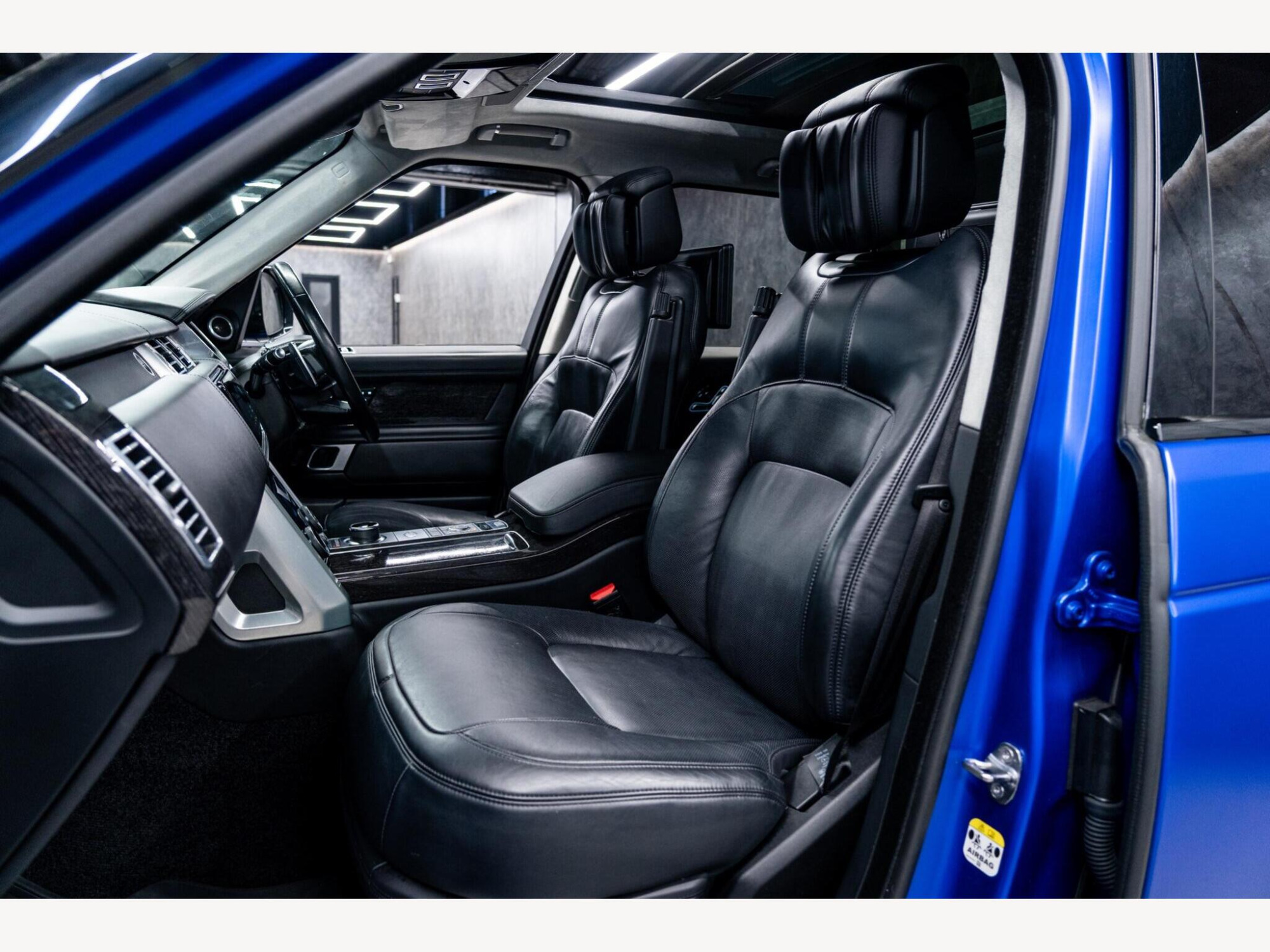 2019 Land Rover Range Rover image 58