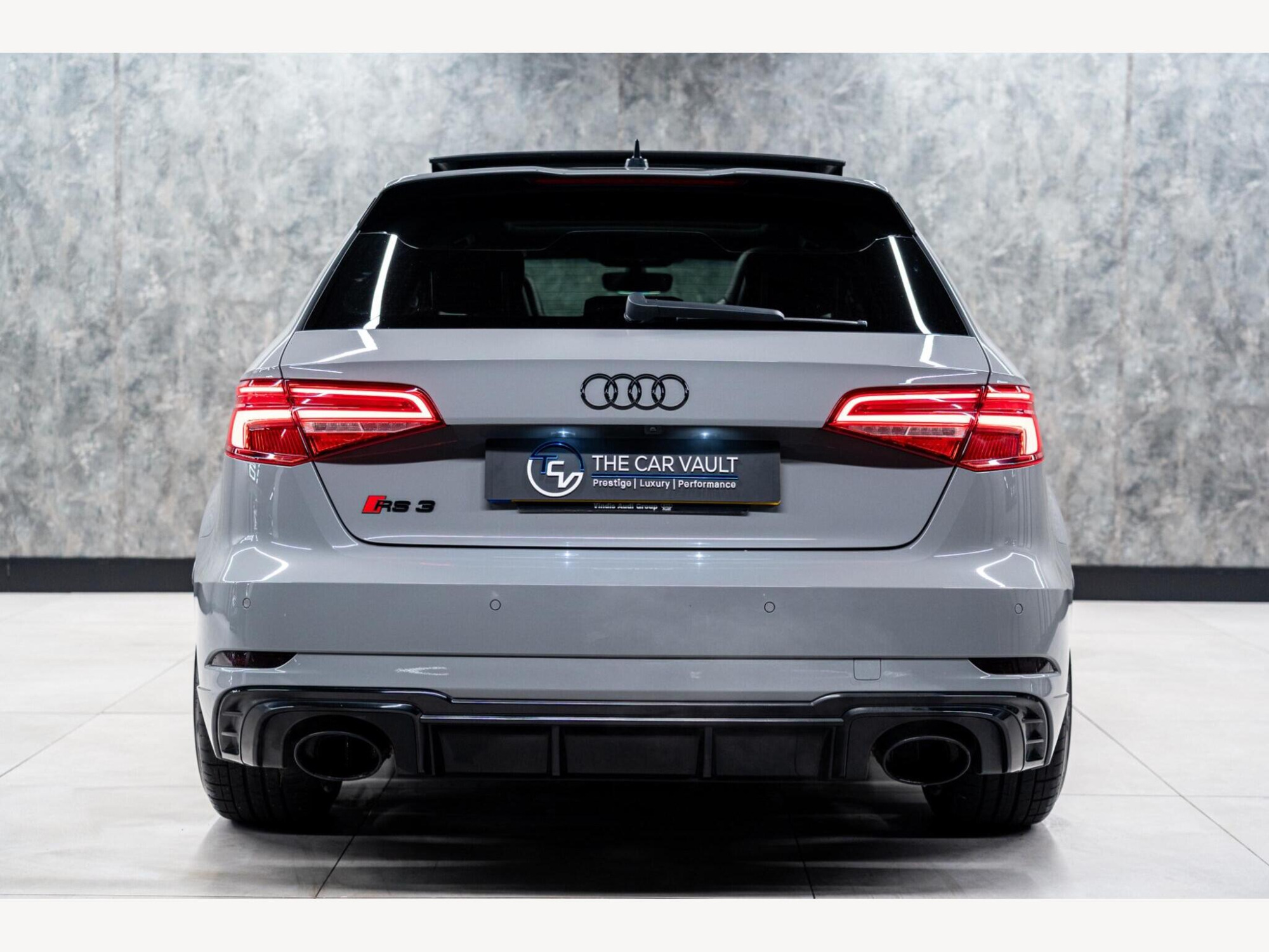 2019 Audi RS3 image 7