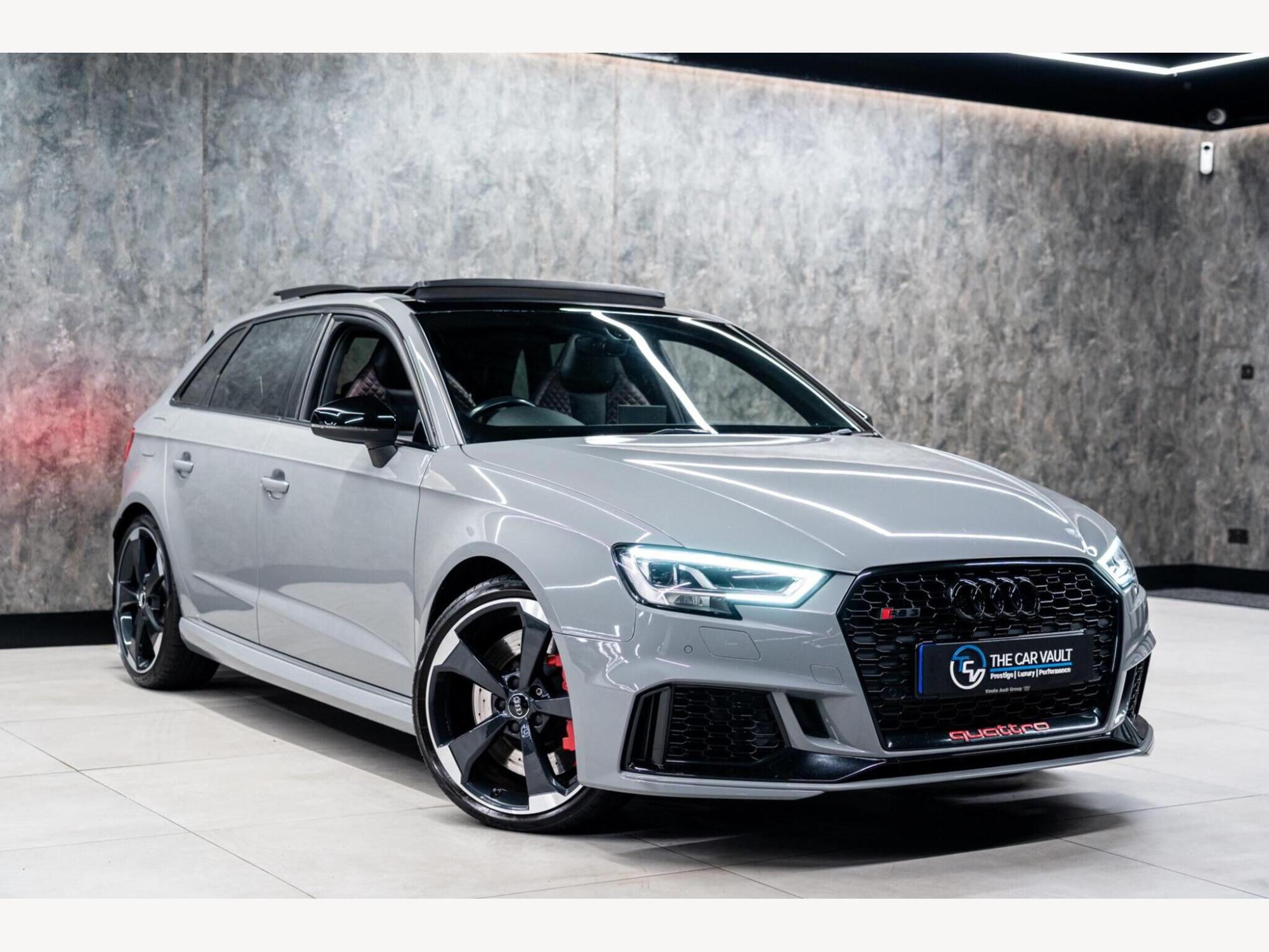 2019 Audi RS3 image 1