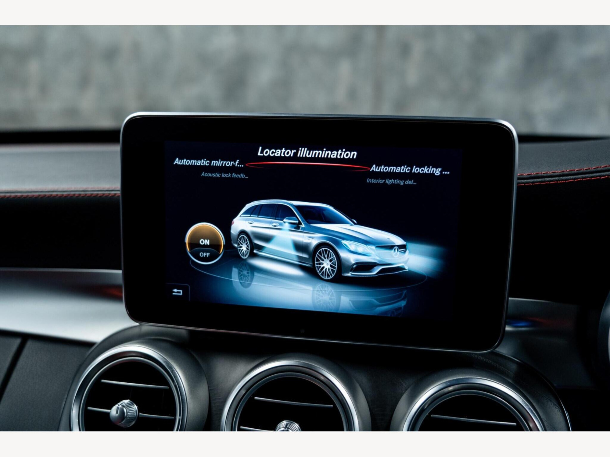 2017 Mercedes-Benz C Class image 37
