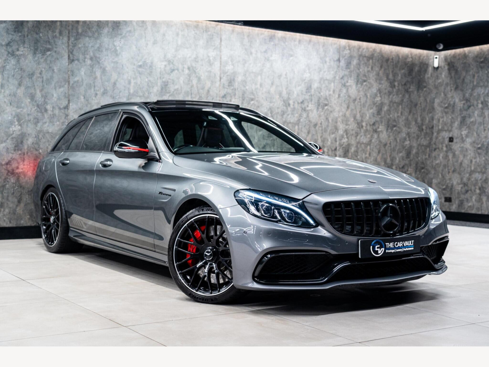 2017 Mercedes-Benz C Class image 1