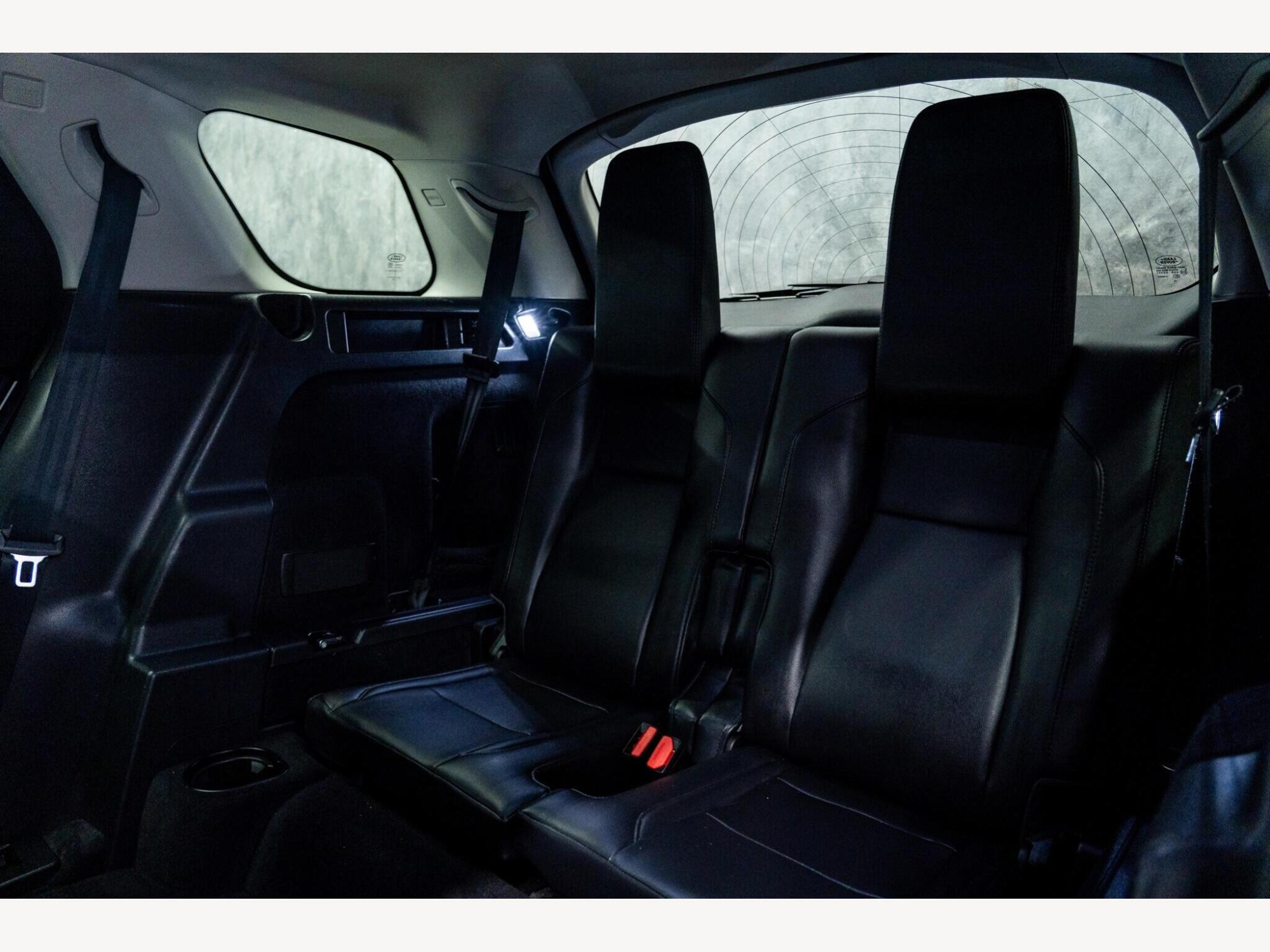 2020 Land Rover Discovery Sport image 44